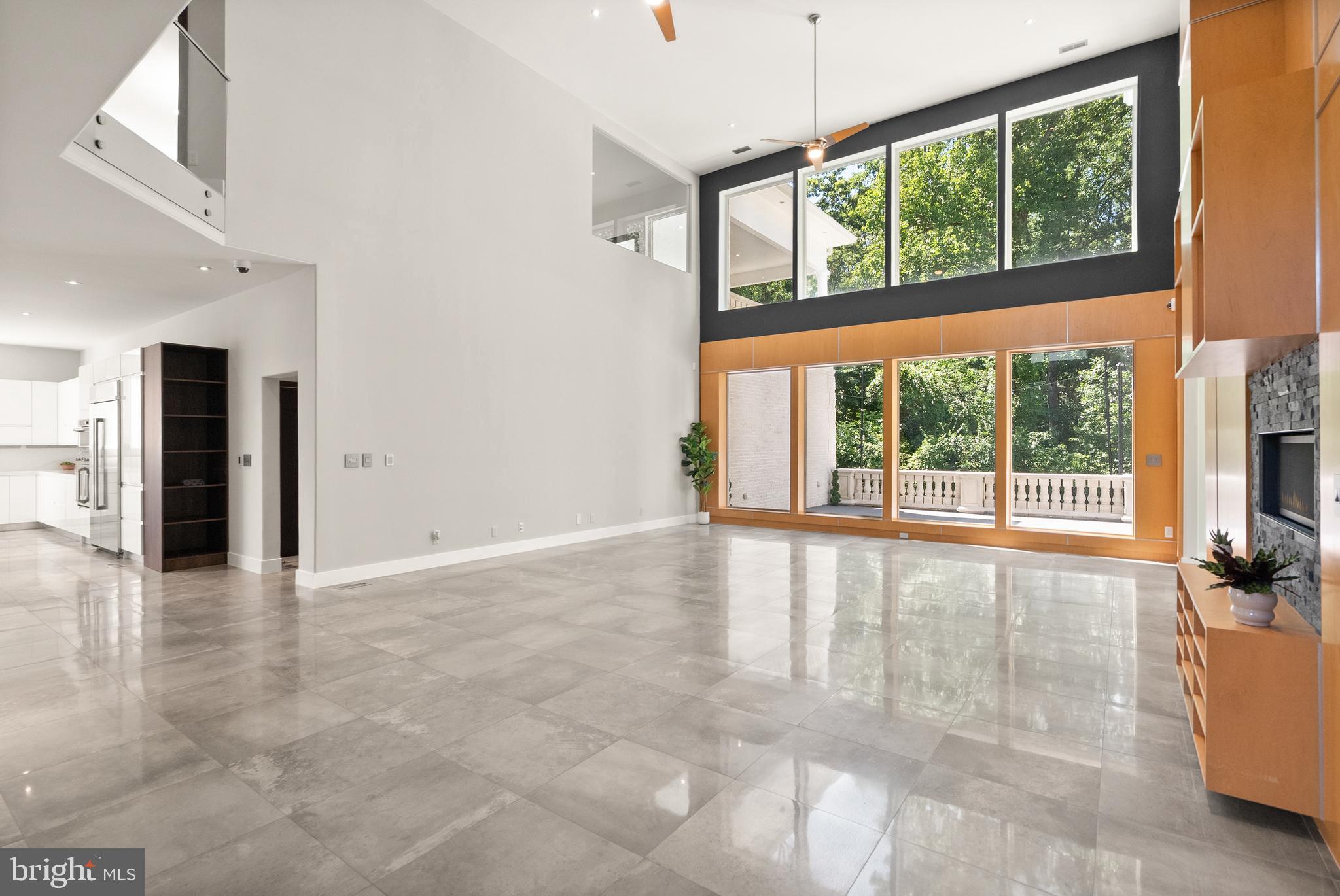 RESERVES AT PINECREST - Residential