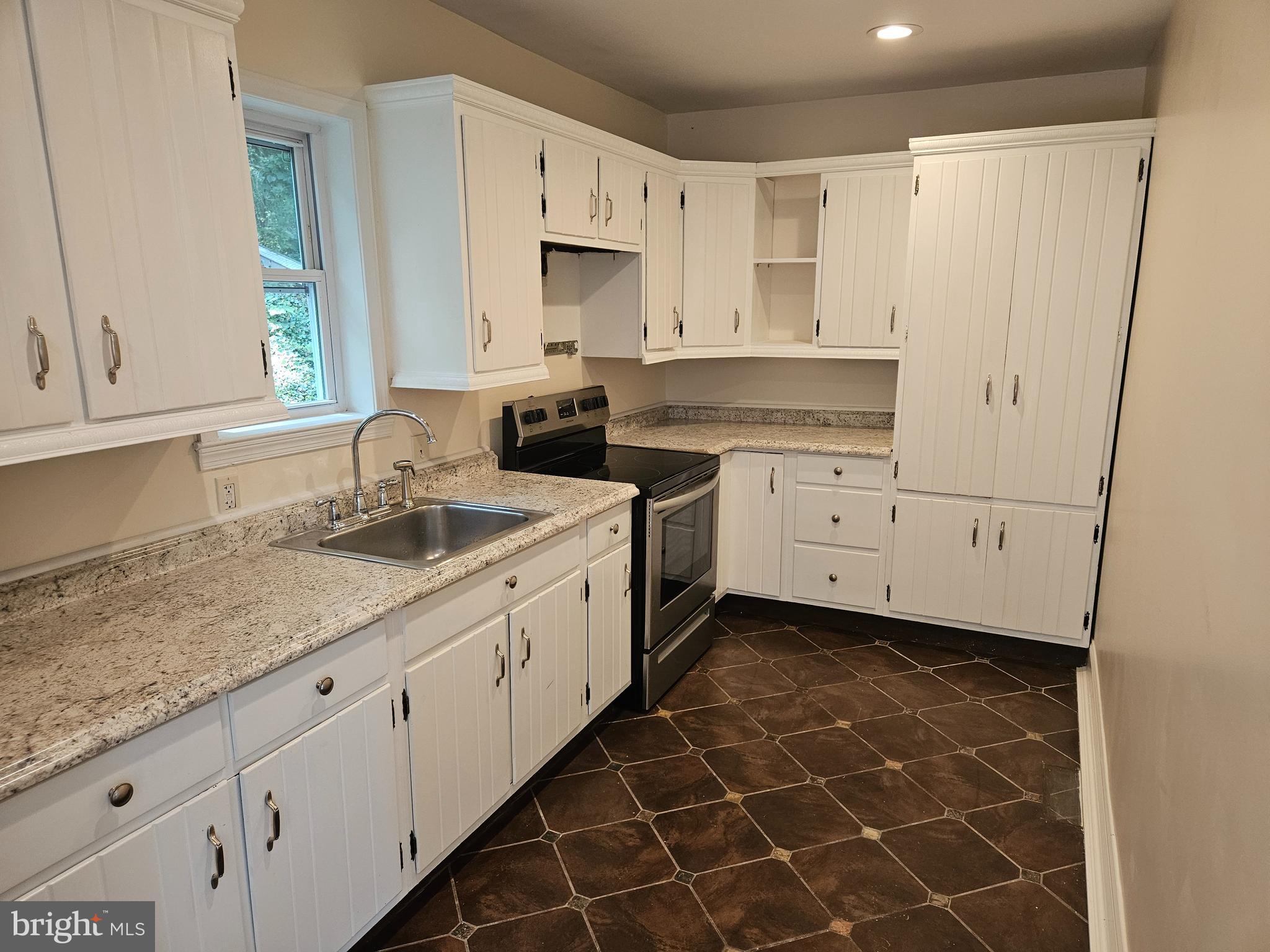 GWYNN OAK - Residential