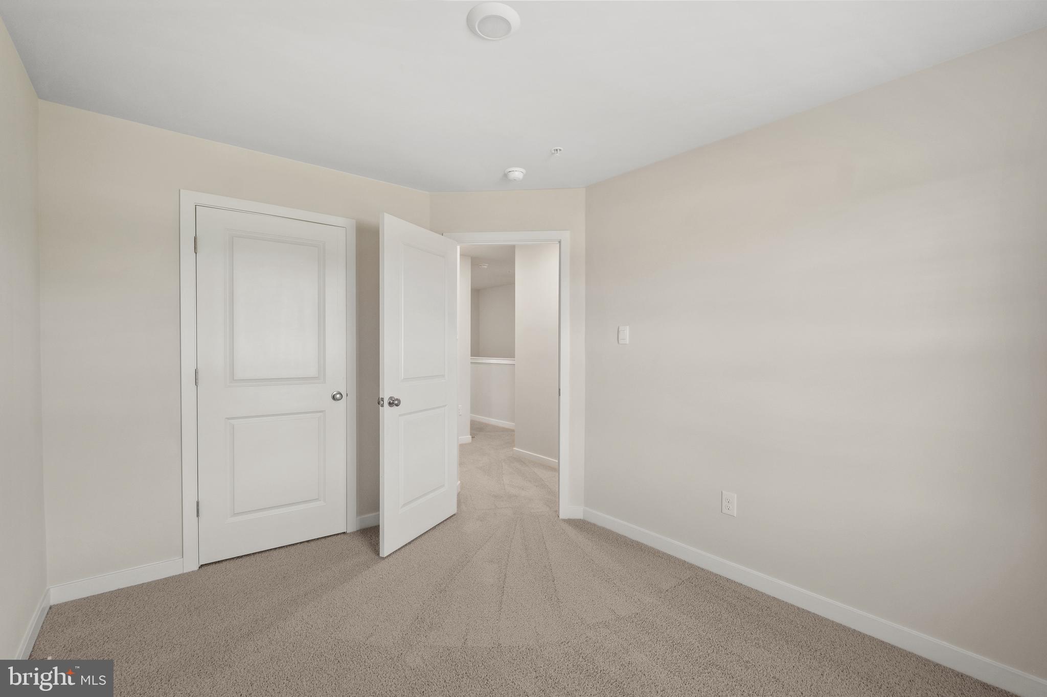 SPRING HILLS - Residential