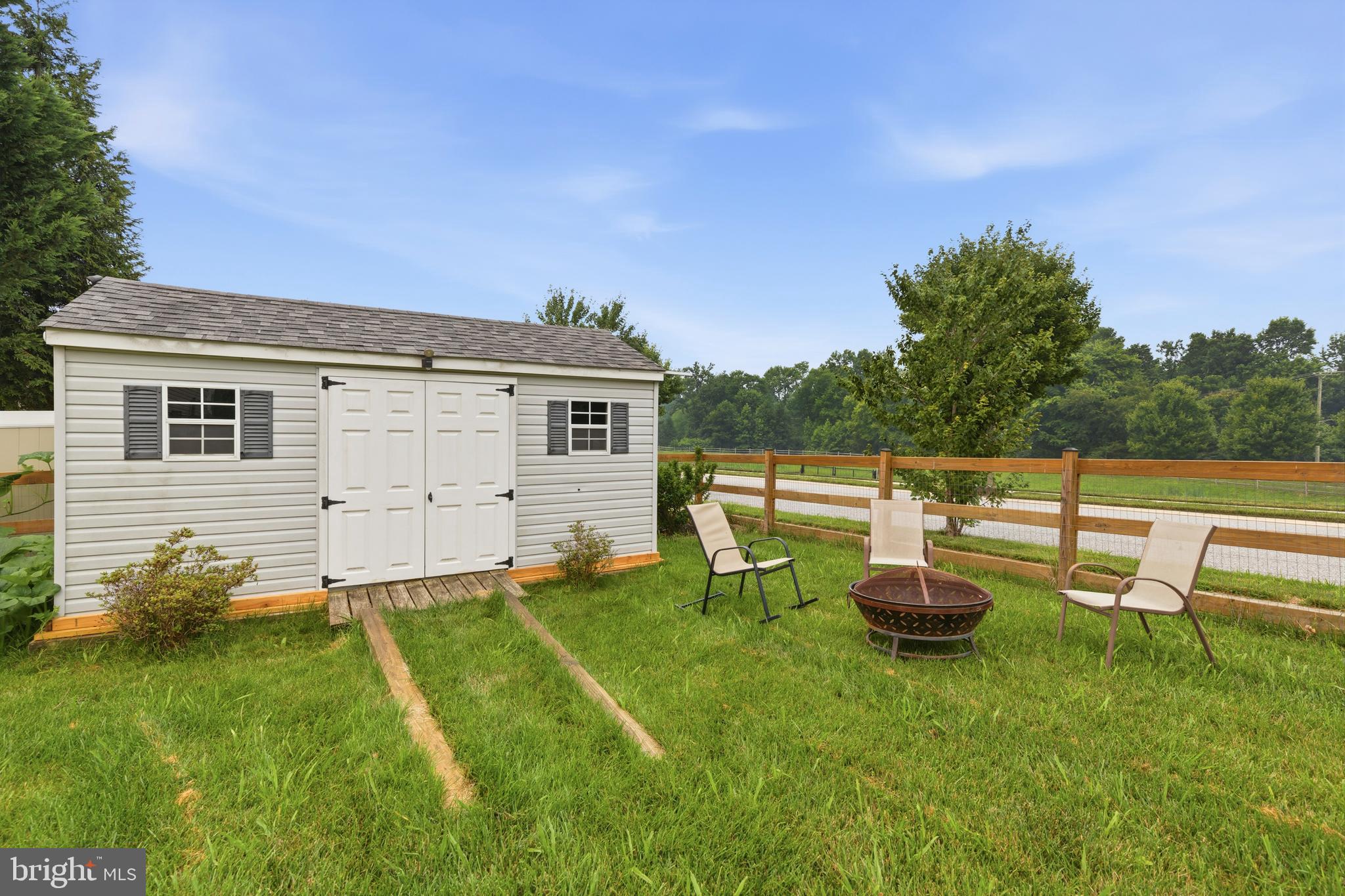 EAGLES REST - Residential