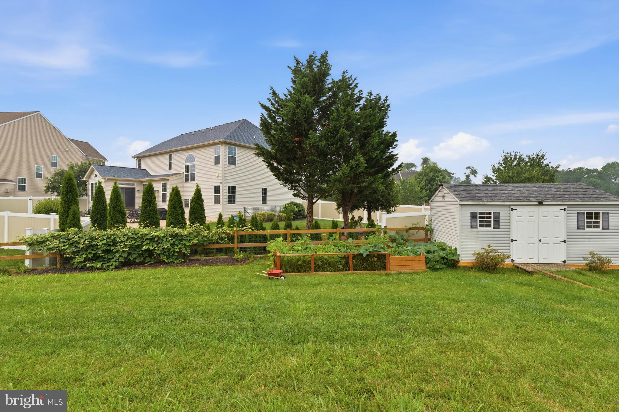 EAGLES REST - Residential