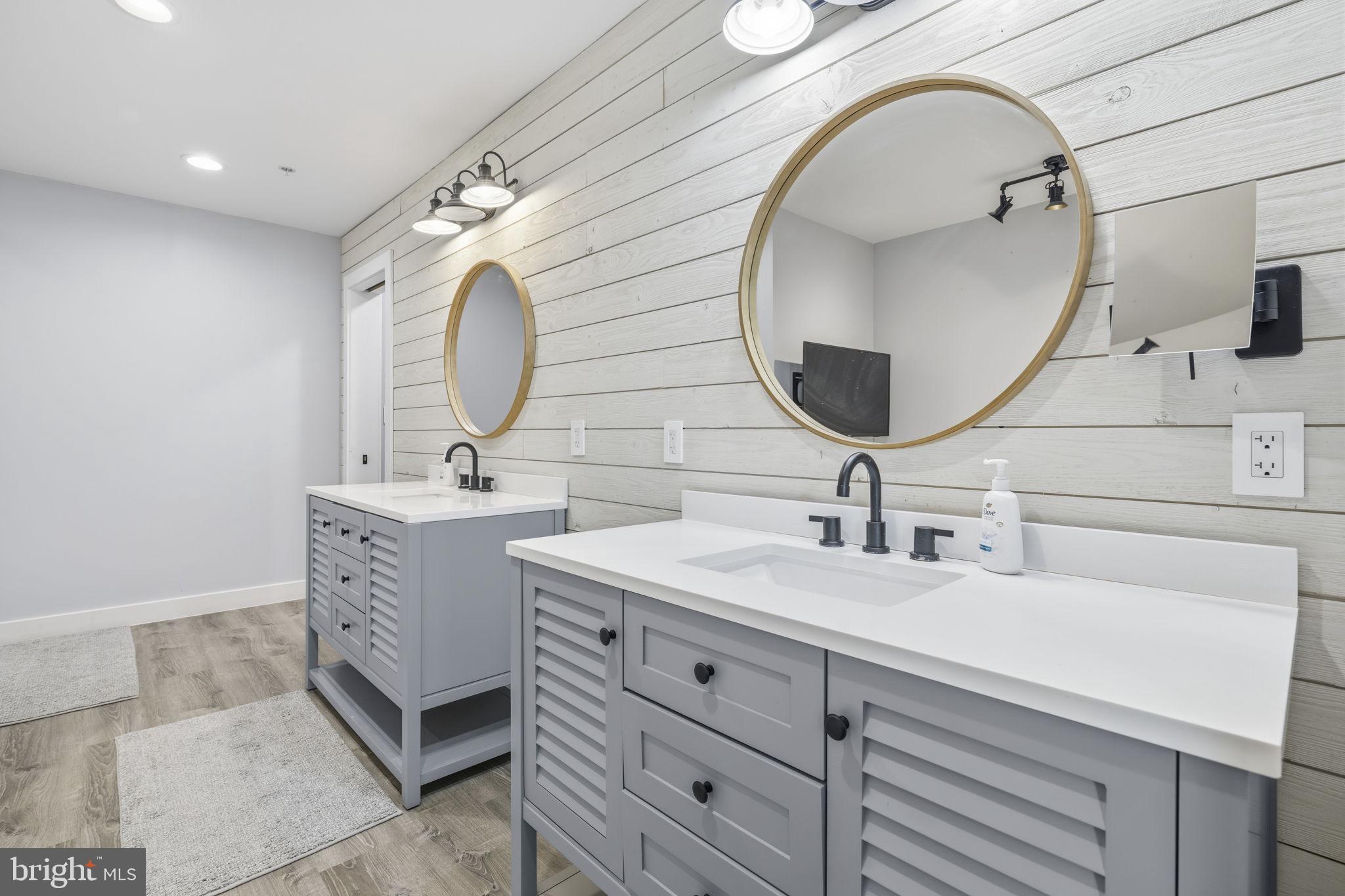 EAGLES REST - Residential
