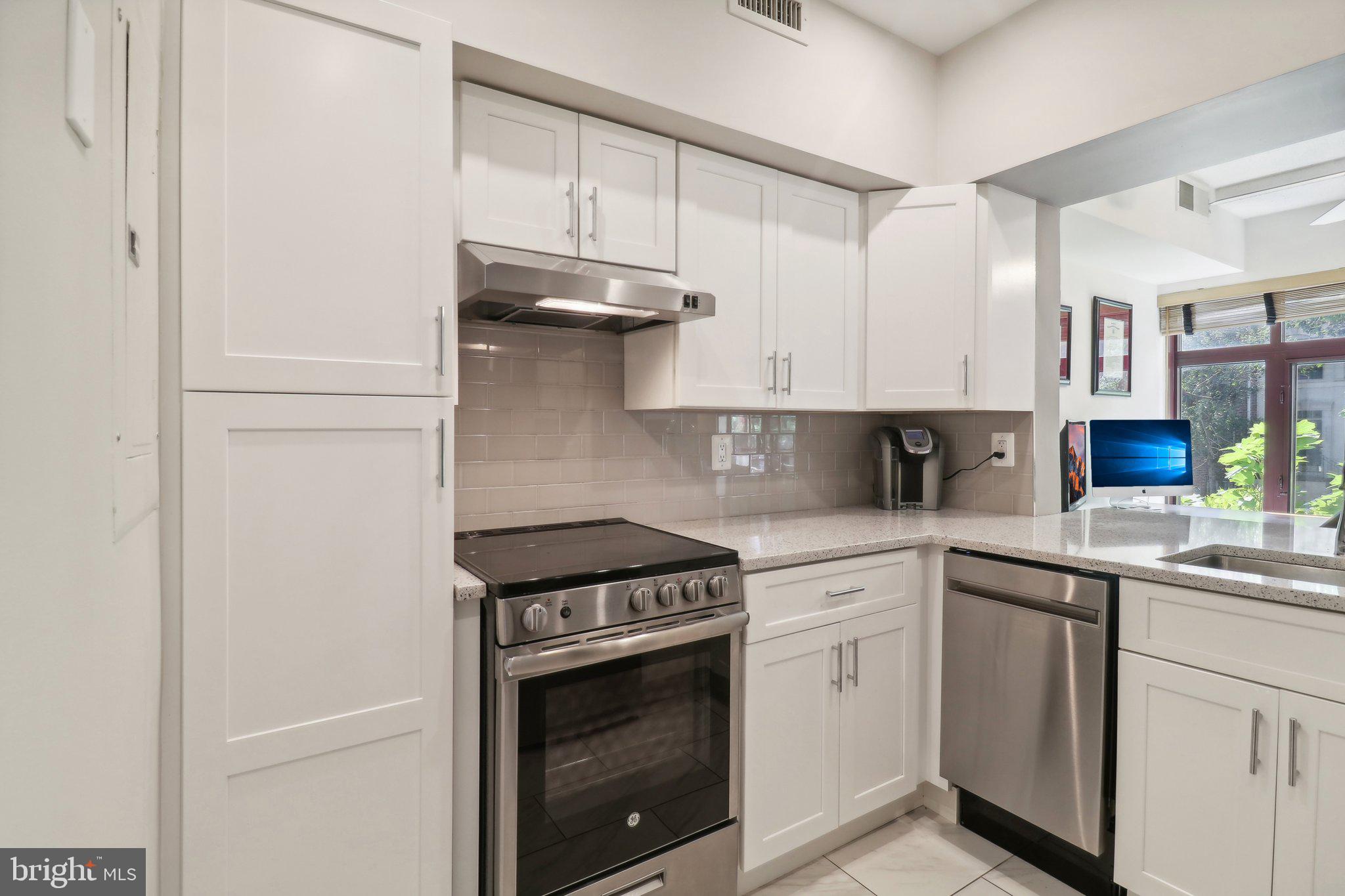 CHARLESTON CONDO - Residential Lease