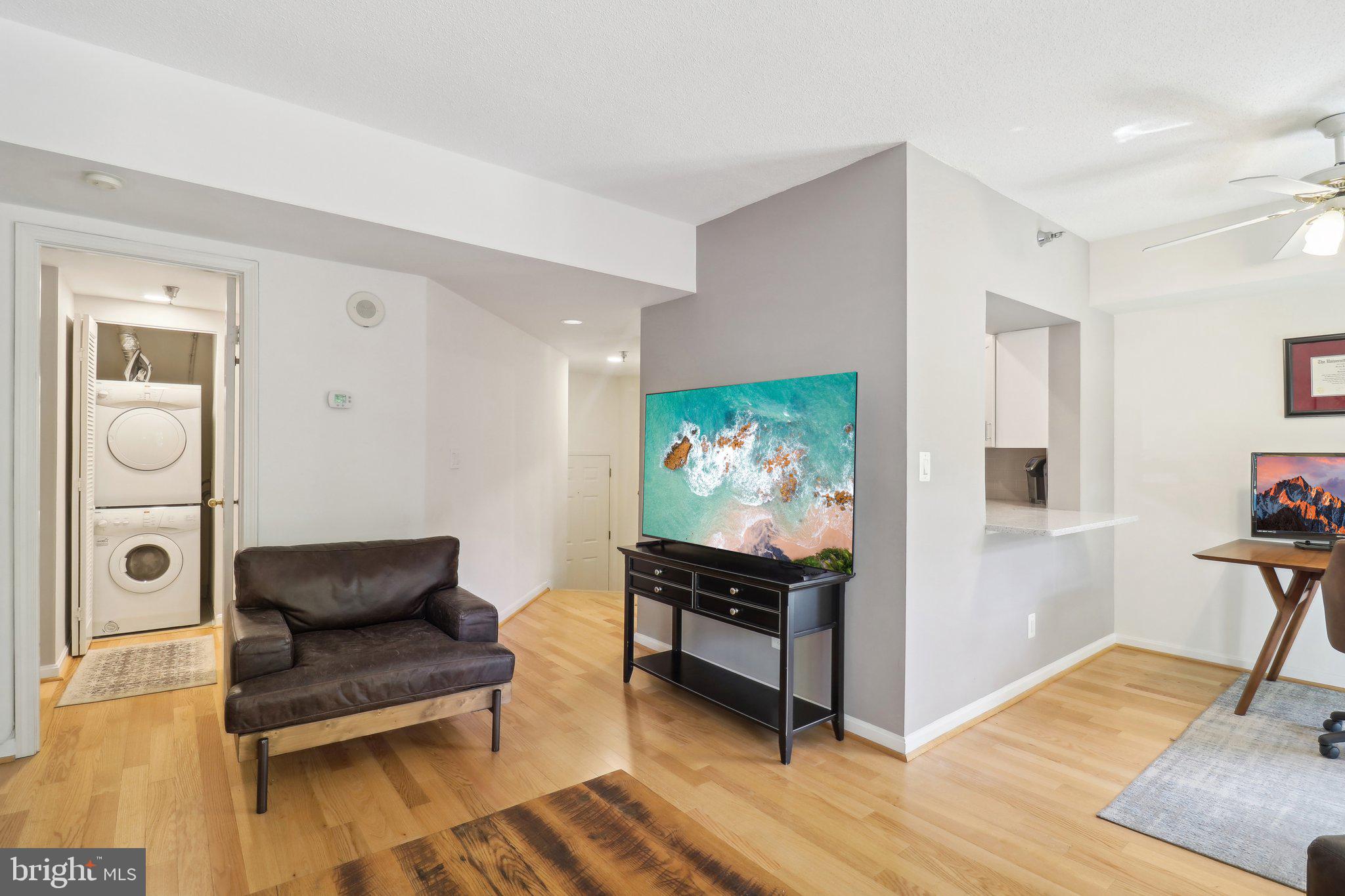 CHARLESTON CONDO - Residential Lease