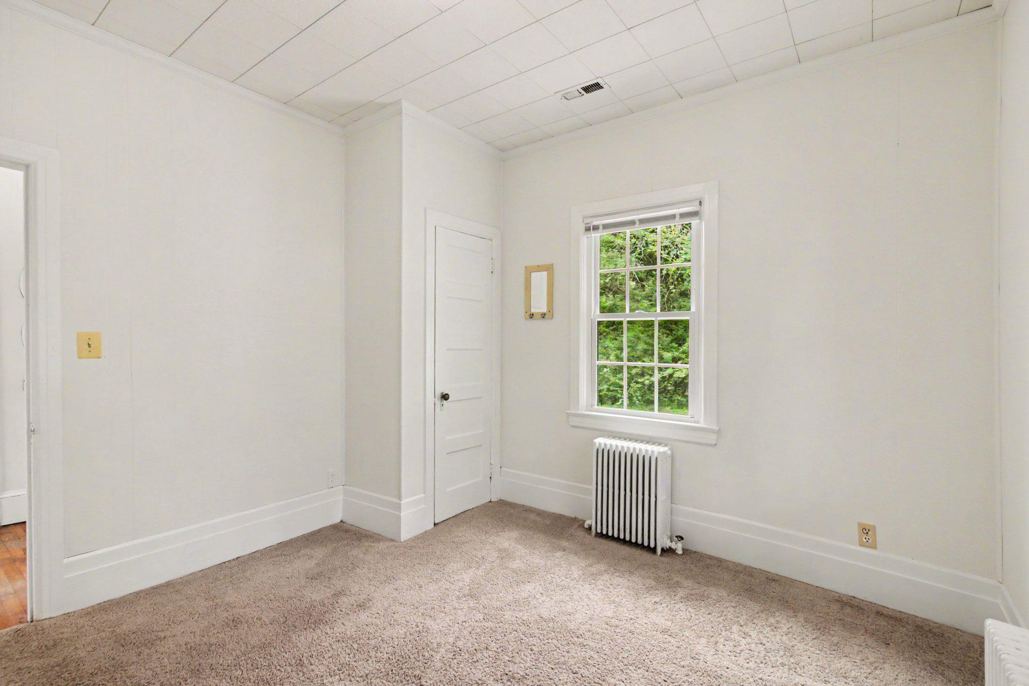 COURTLAND HEIGHTS - Residential