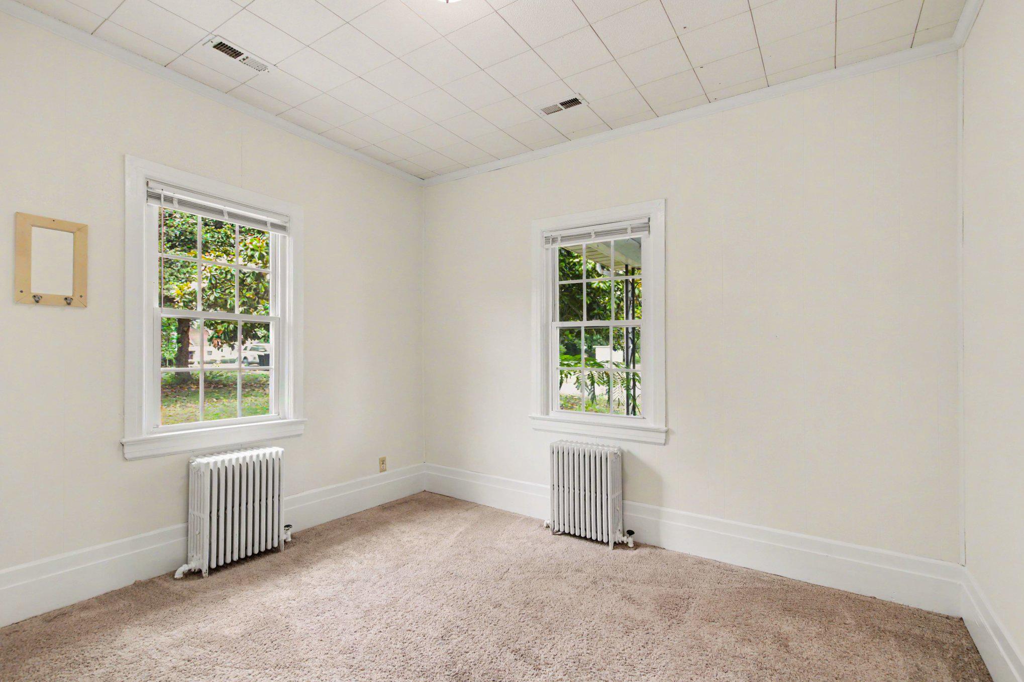 COURTLAND HEIGHTS - Residential