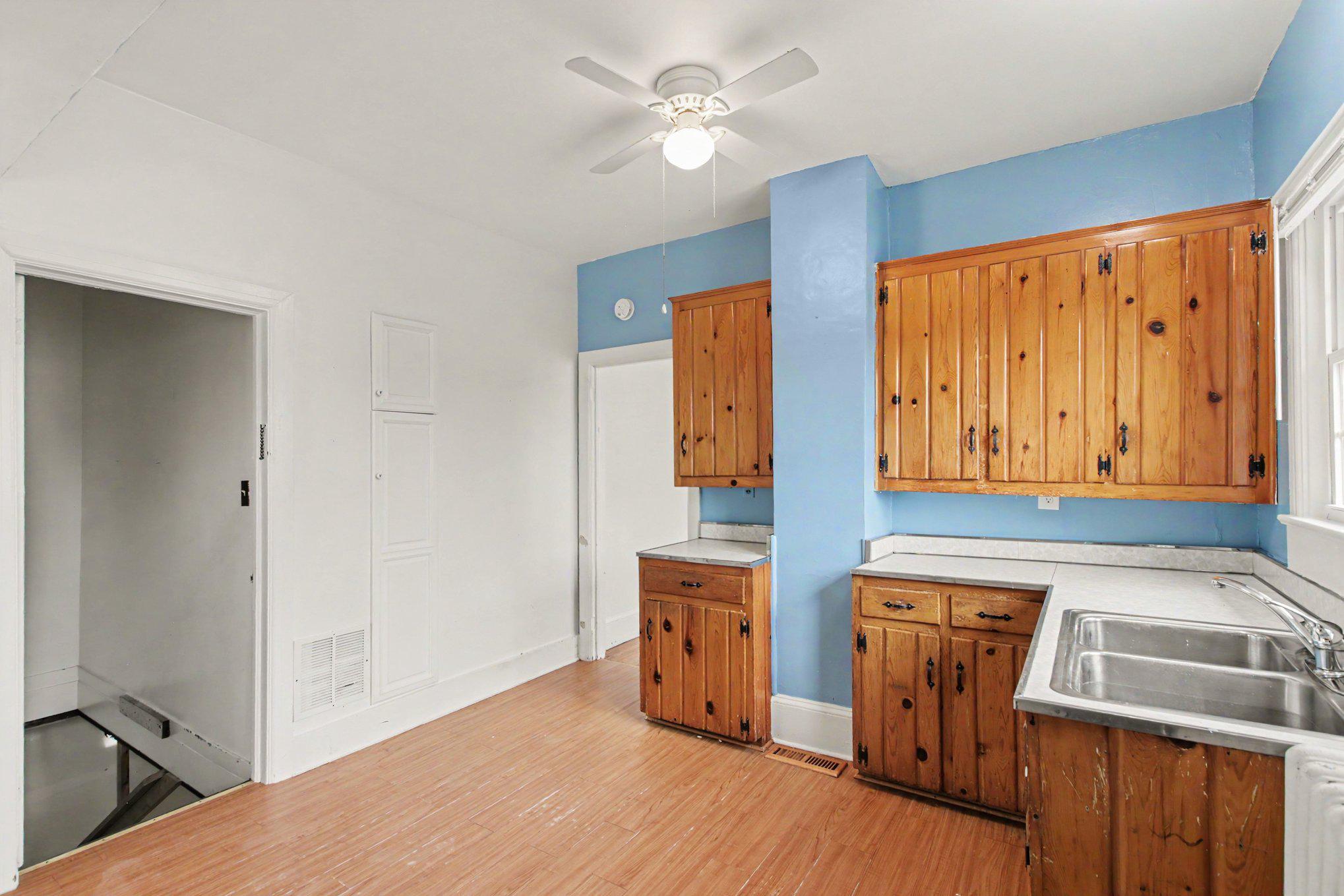 COURTLAND HEIGHTS - Residential