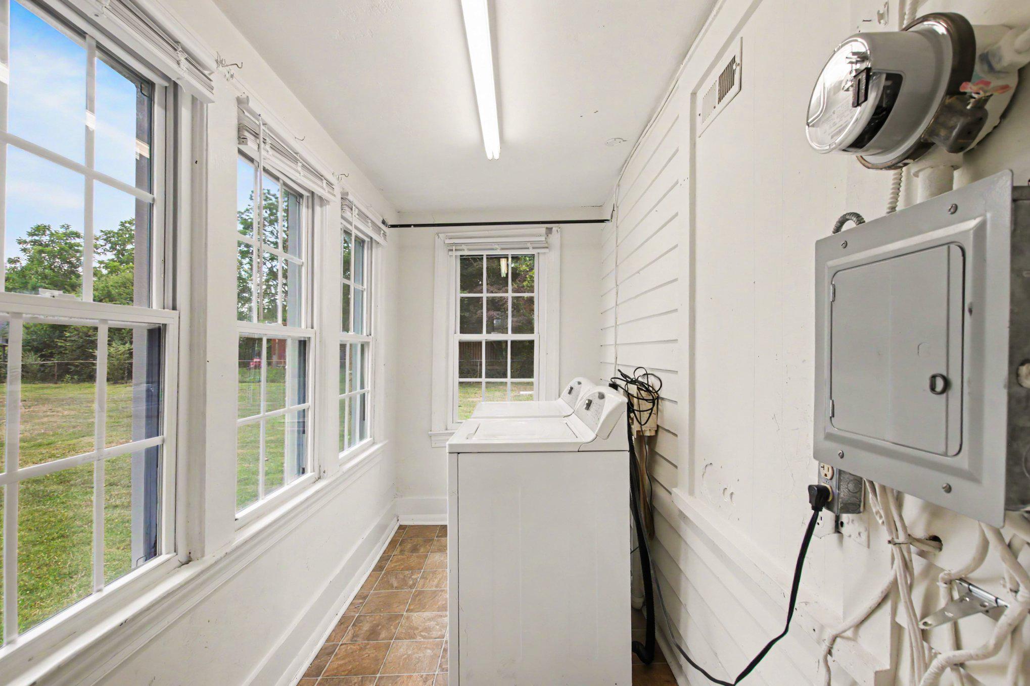 COURTLAND HEIGHTS - Residential