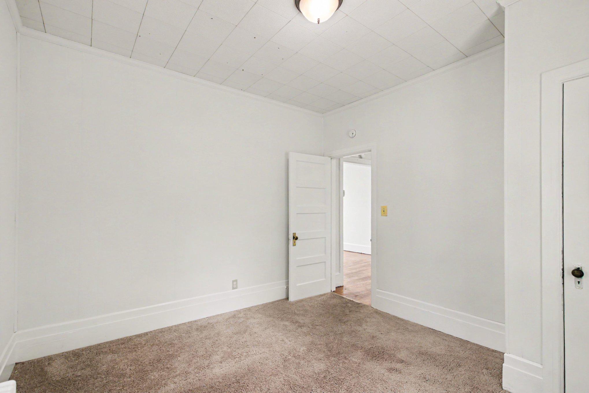 COURTLAND HEIGHTS - Residential