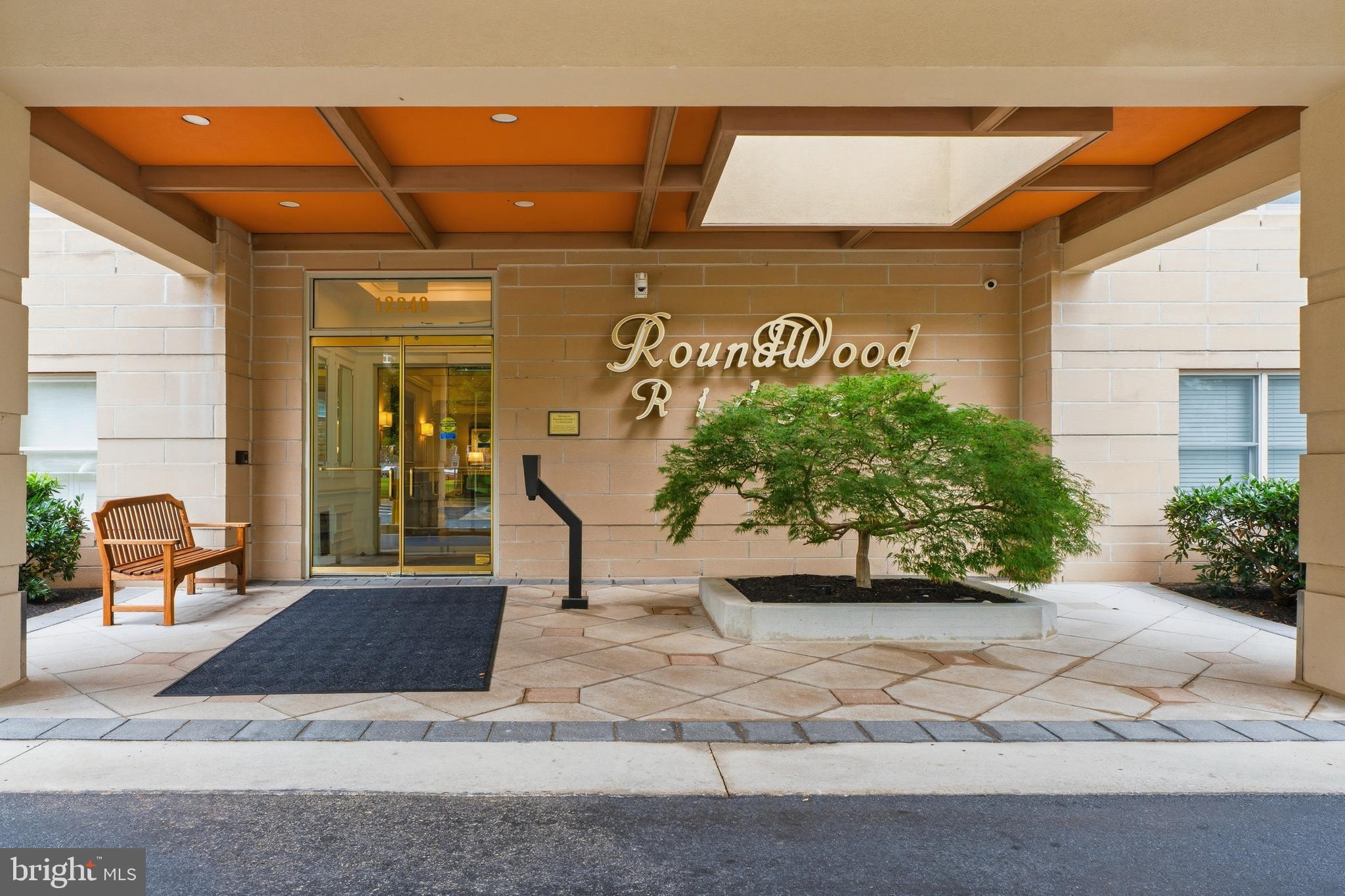 ROUNDWOOD RIDGE - Residential