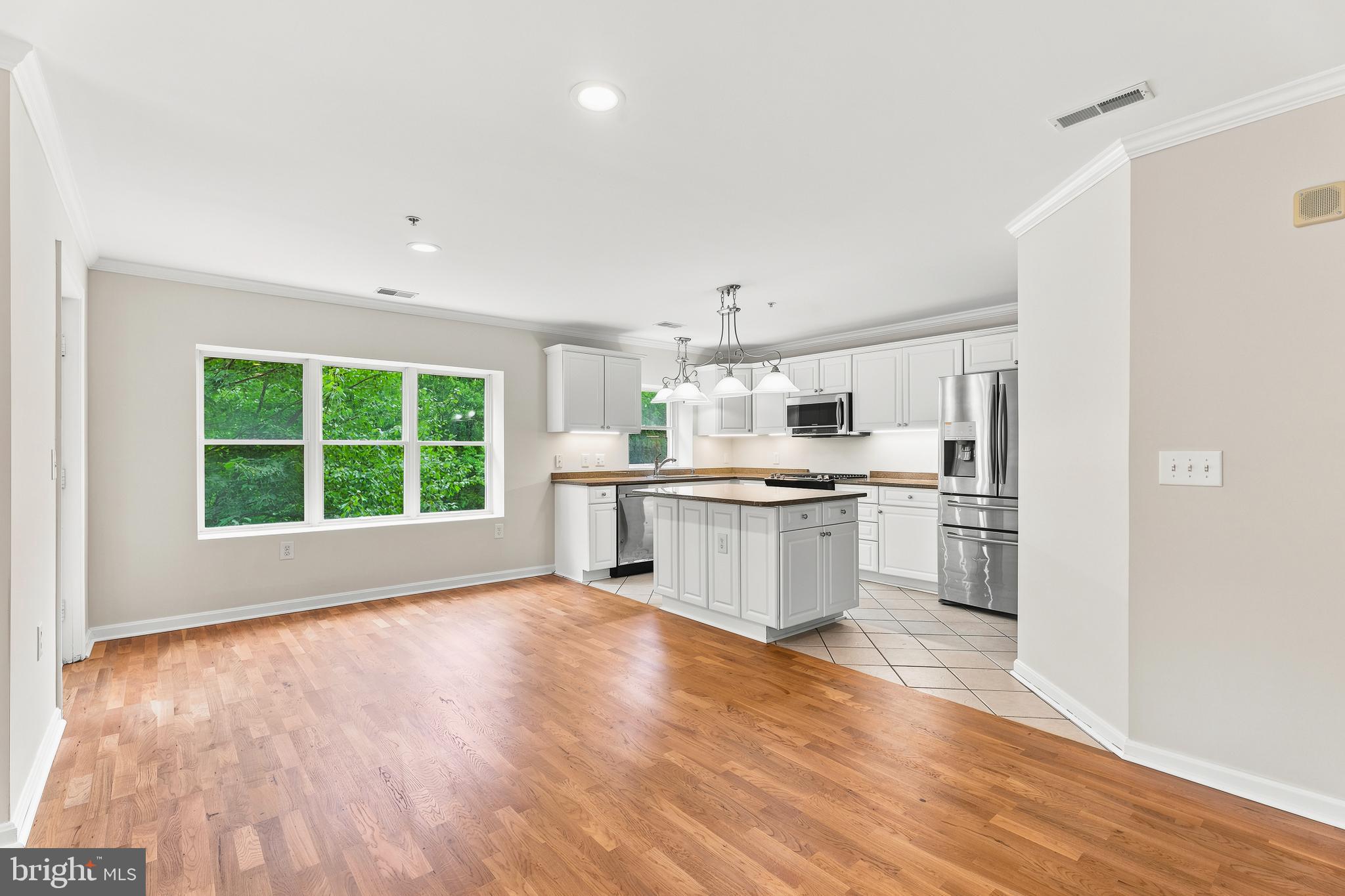 ROUNDWOOD RIDGE - Residential