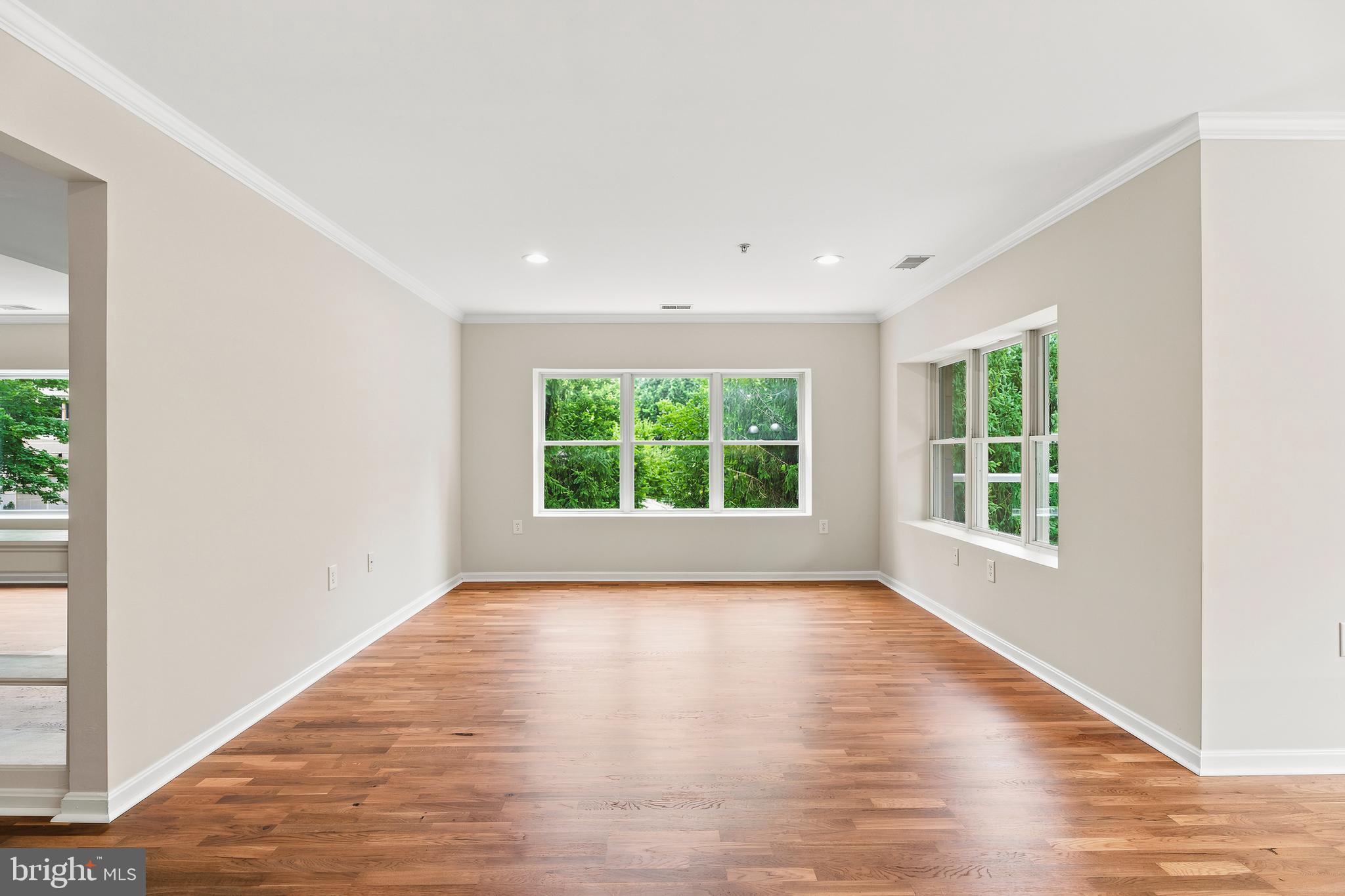 ROUNDWOOD RIDGE - Residential