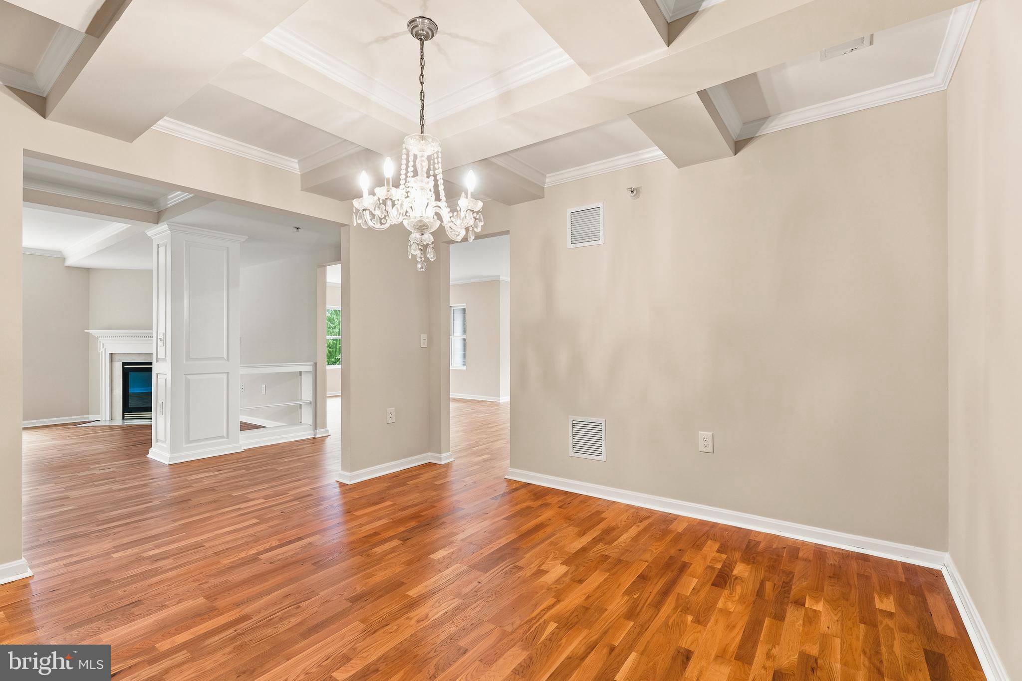 ROUNDWOOD RIDGE - Residential