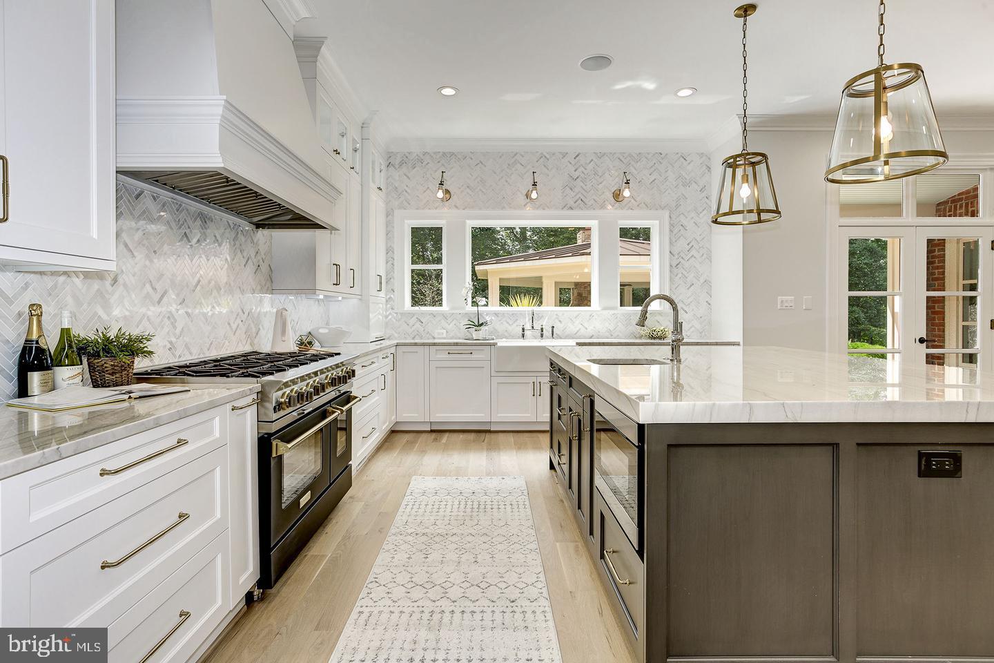 BROYHILL LANGLEY ESTATES - Residential