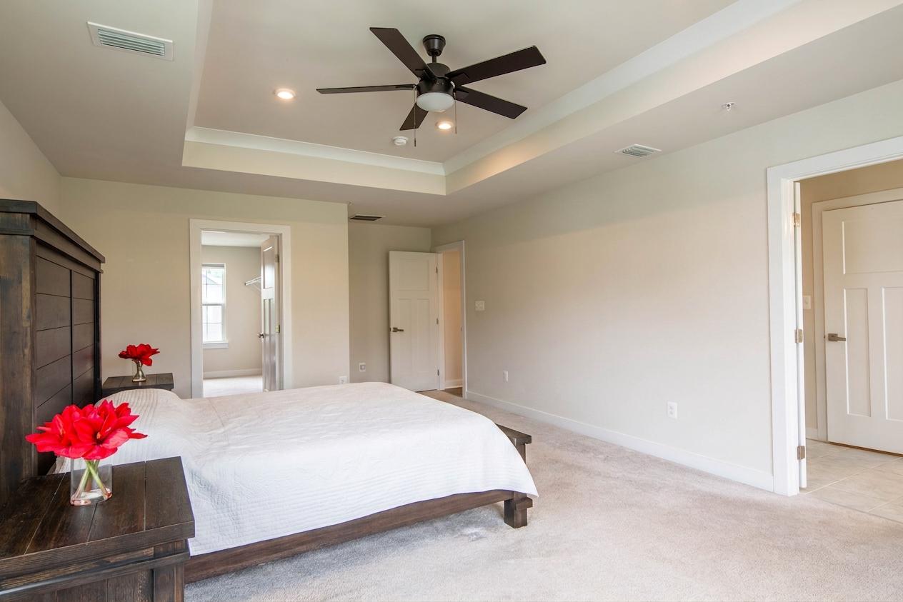 EAGLES REST - Residential