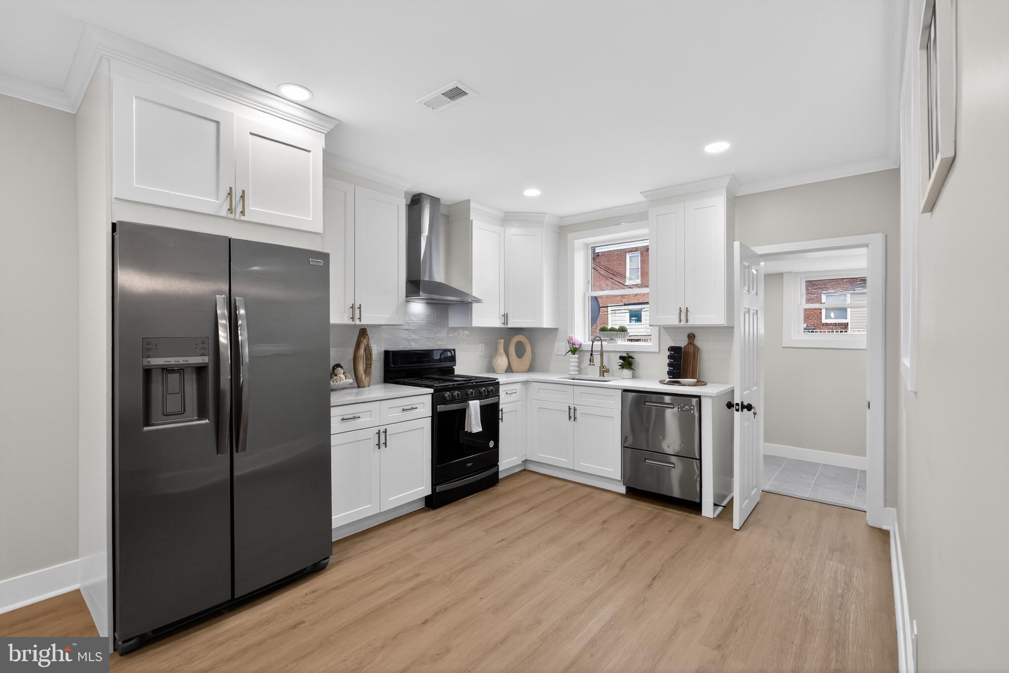 WEST OAK LANE - Residential