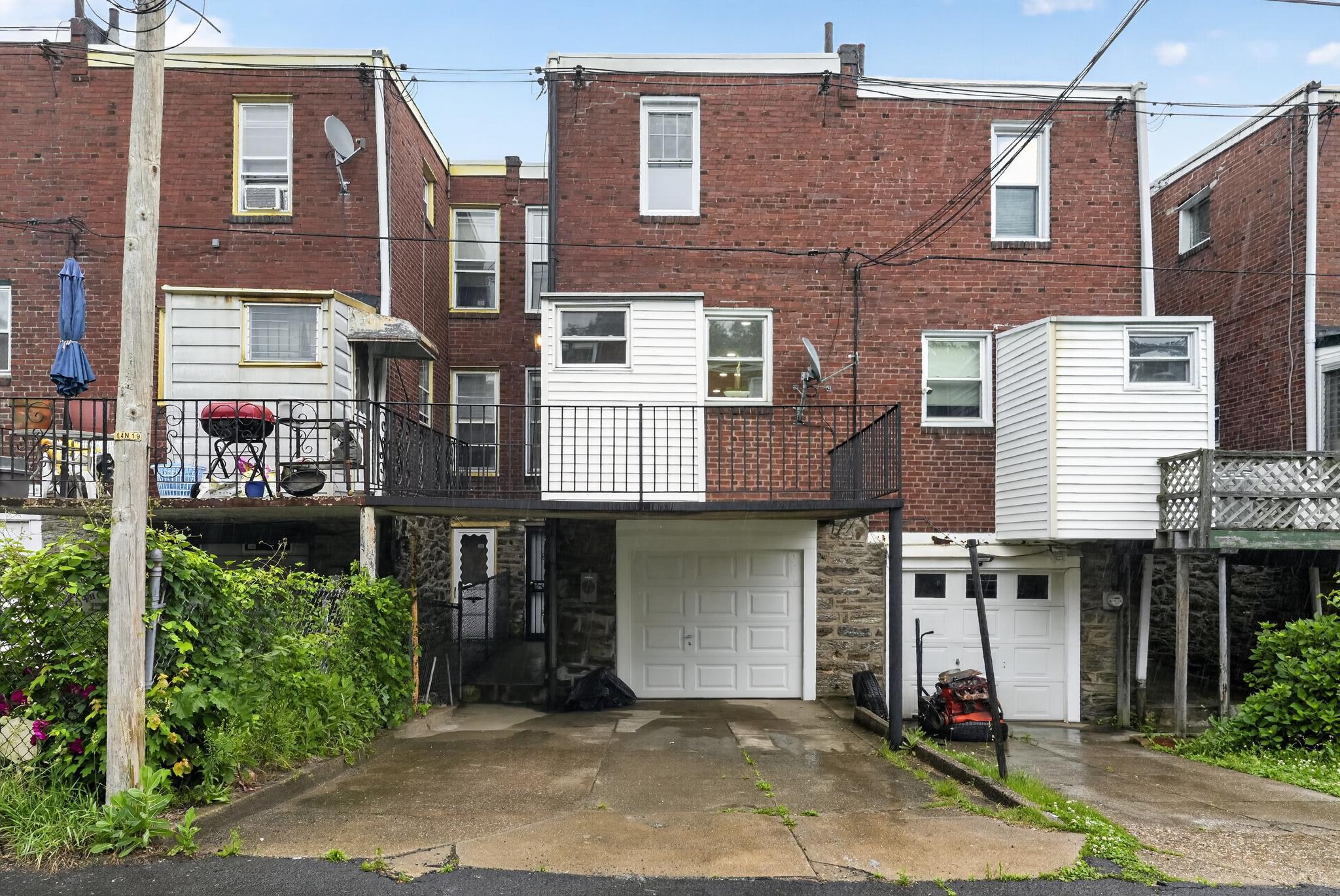 WEST OAK LANE - Residential