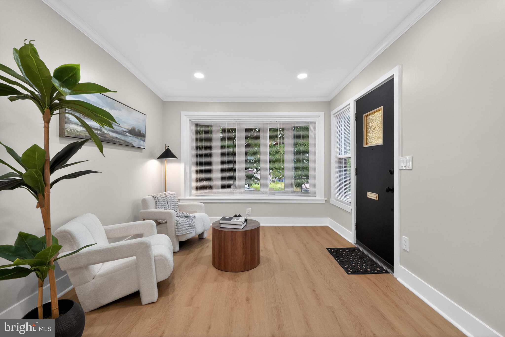 WEST OAK LANE - Residential