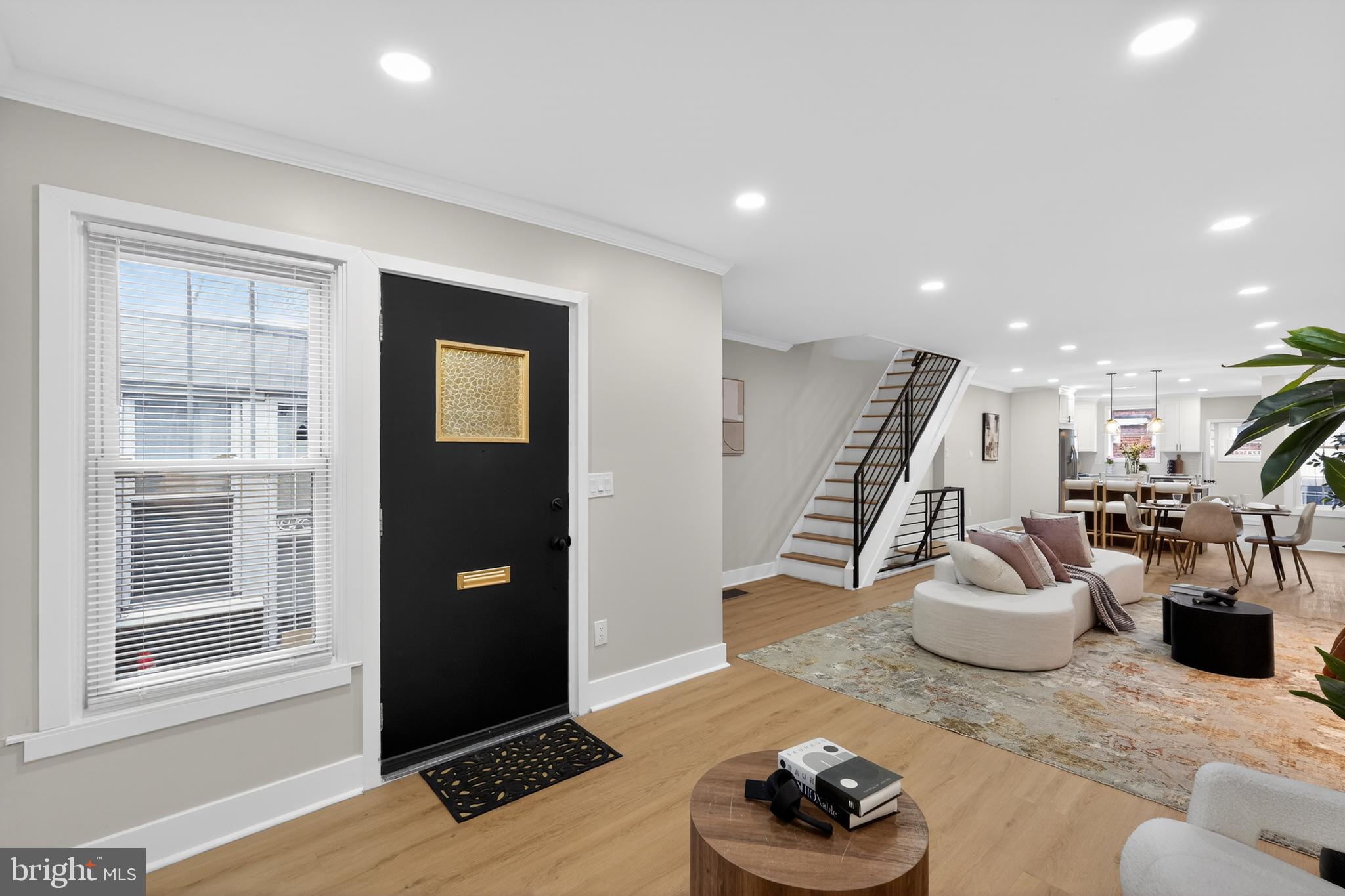 WEST OAK LANE - Residential