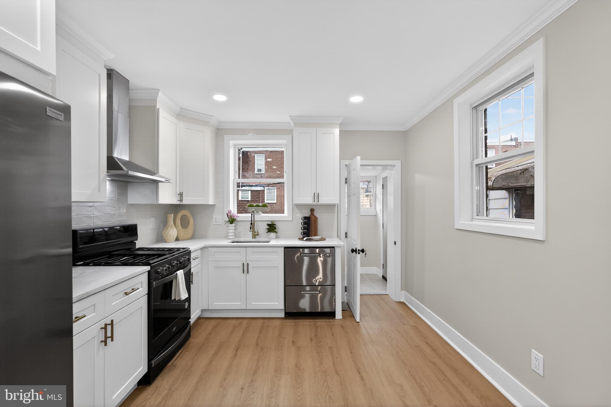 WEST OAK LANE - Residential