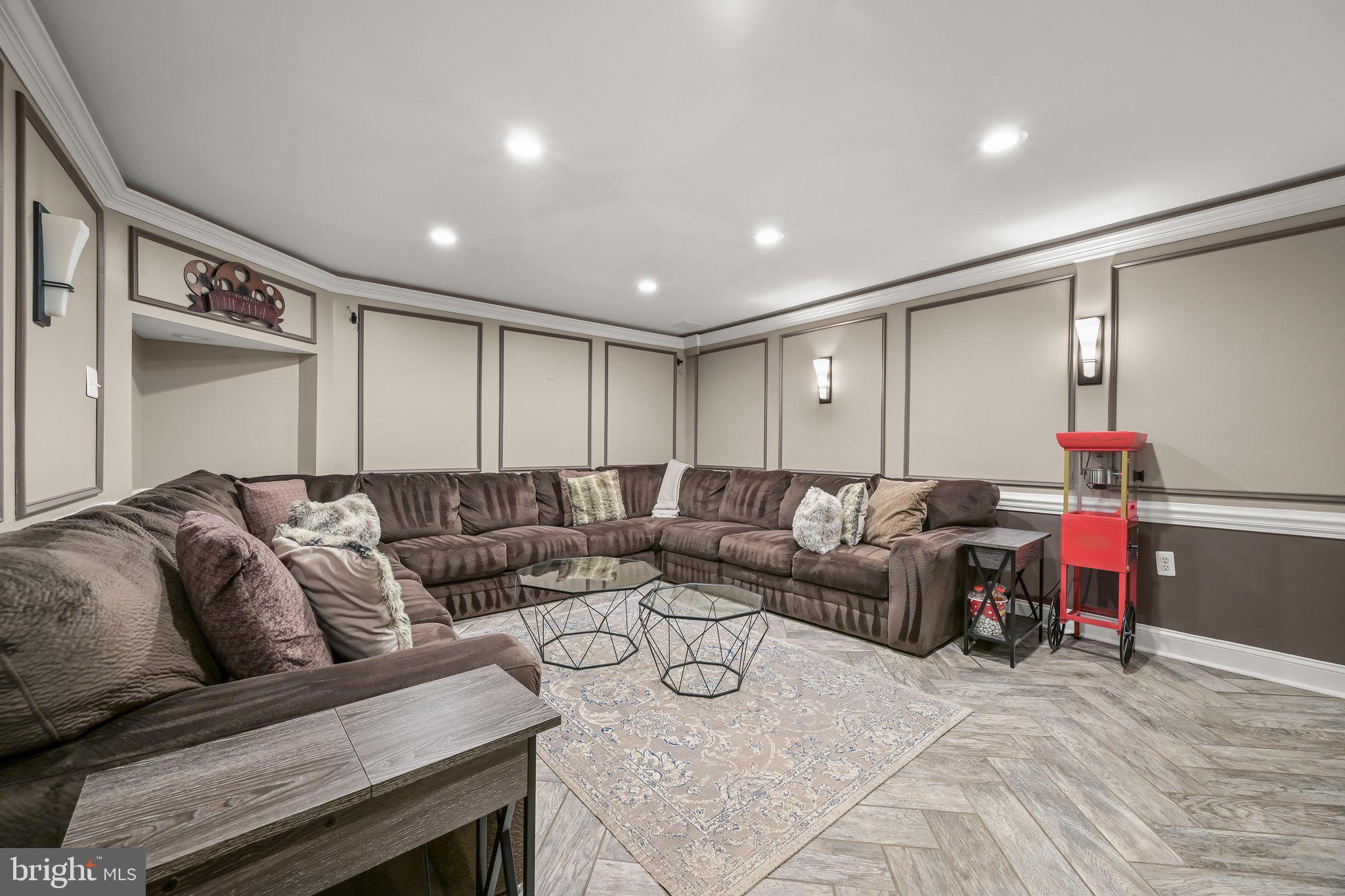 PEPPERMINT SPRINGS - Residential