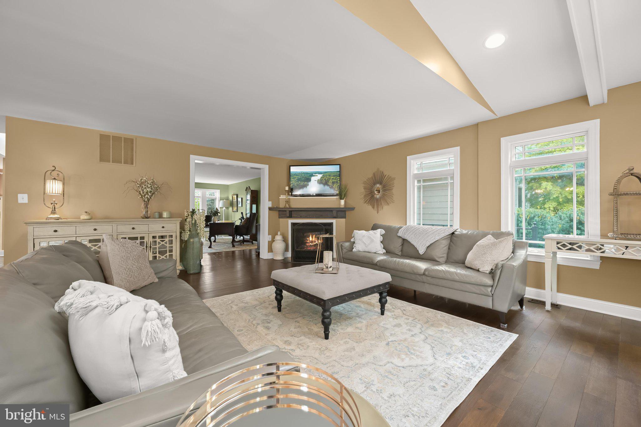 PEPPERMINT SPRINGS - Residential