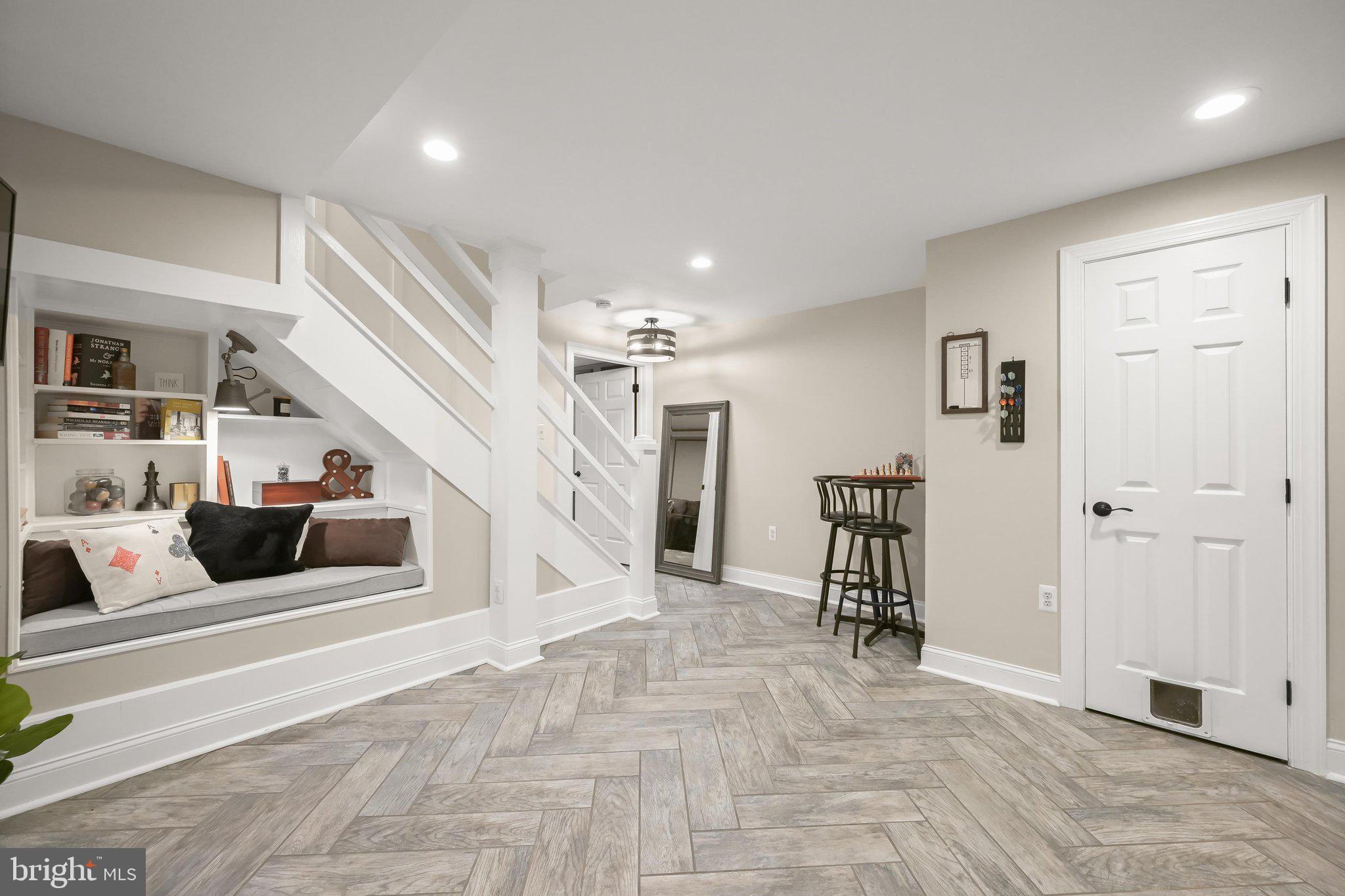 PEPPERMINT SPRINGS - Residential