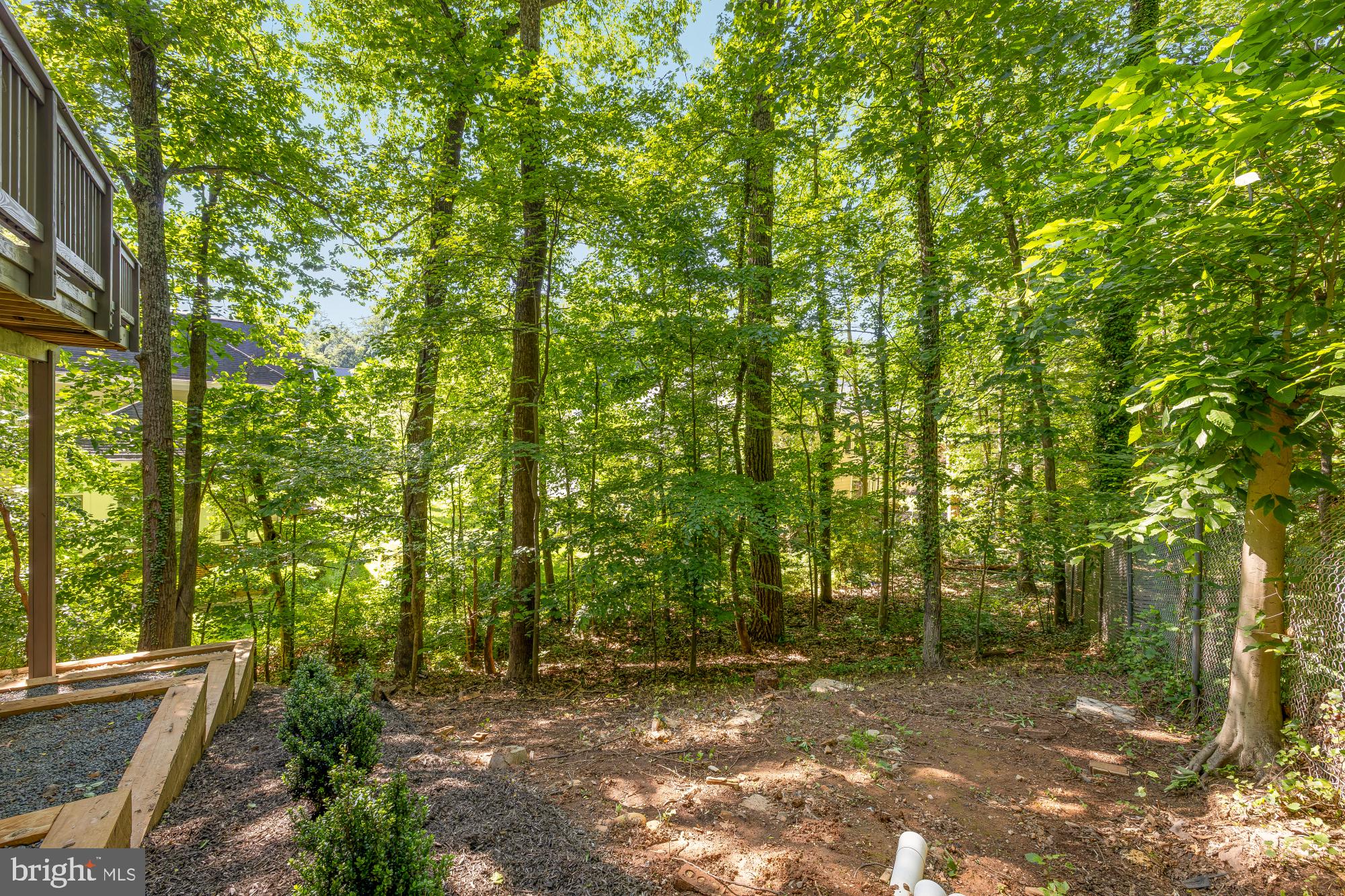 LAKE BARCROFT CLOISTERS - Residential