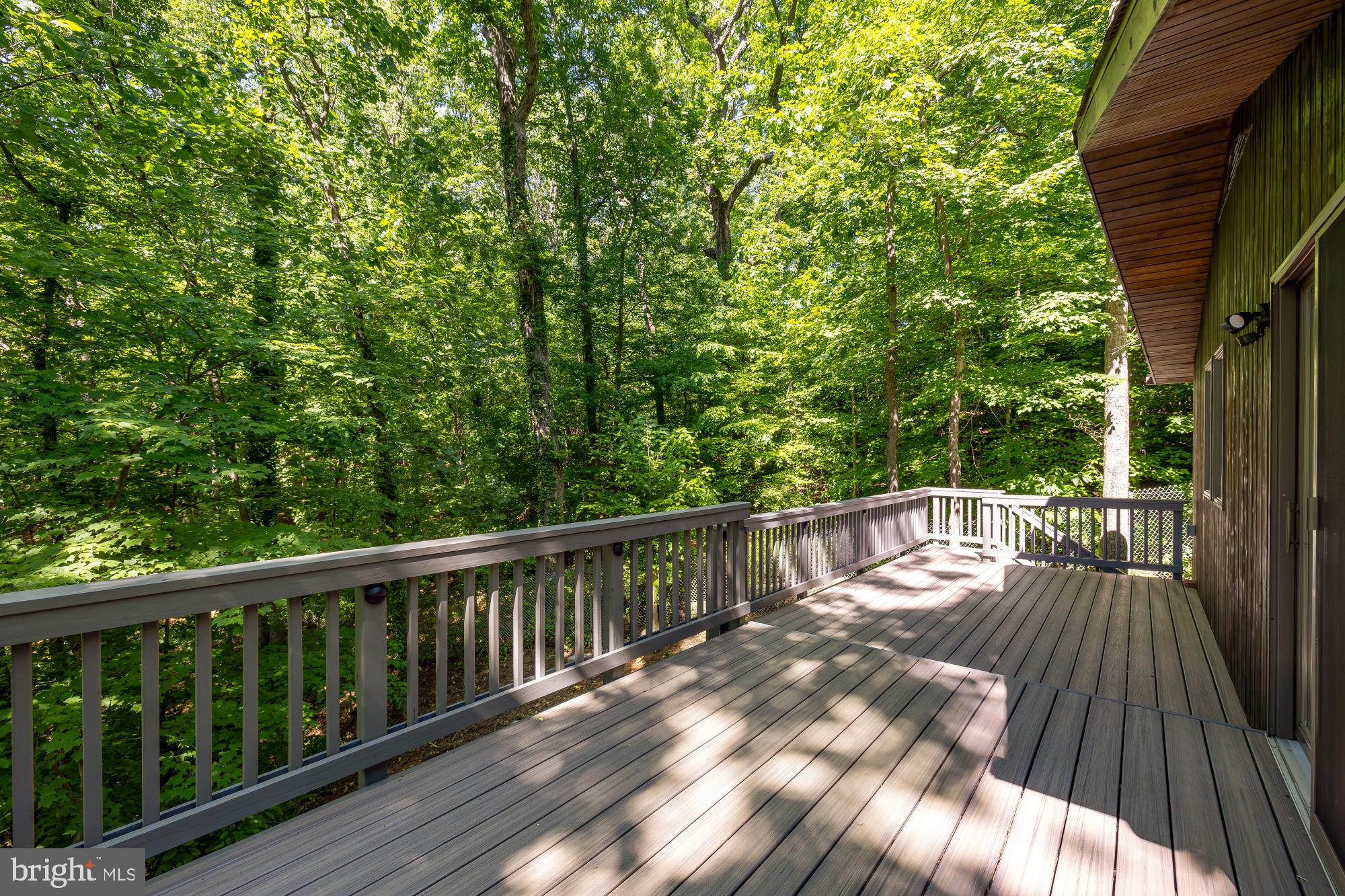 LAKE BARCROFT CLOISTERS - Residential