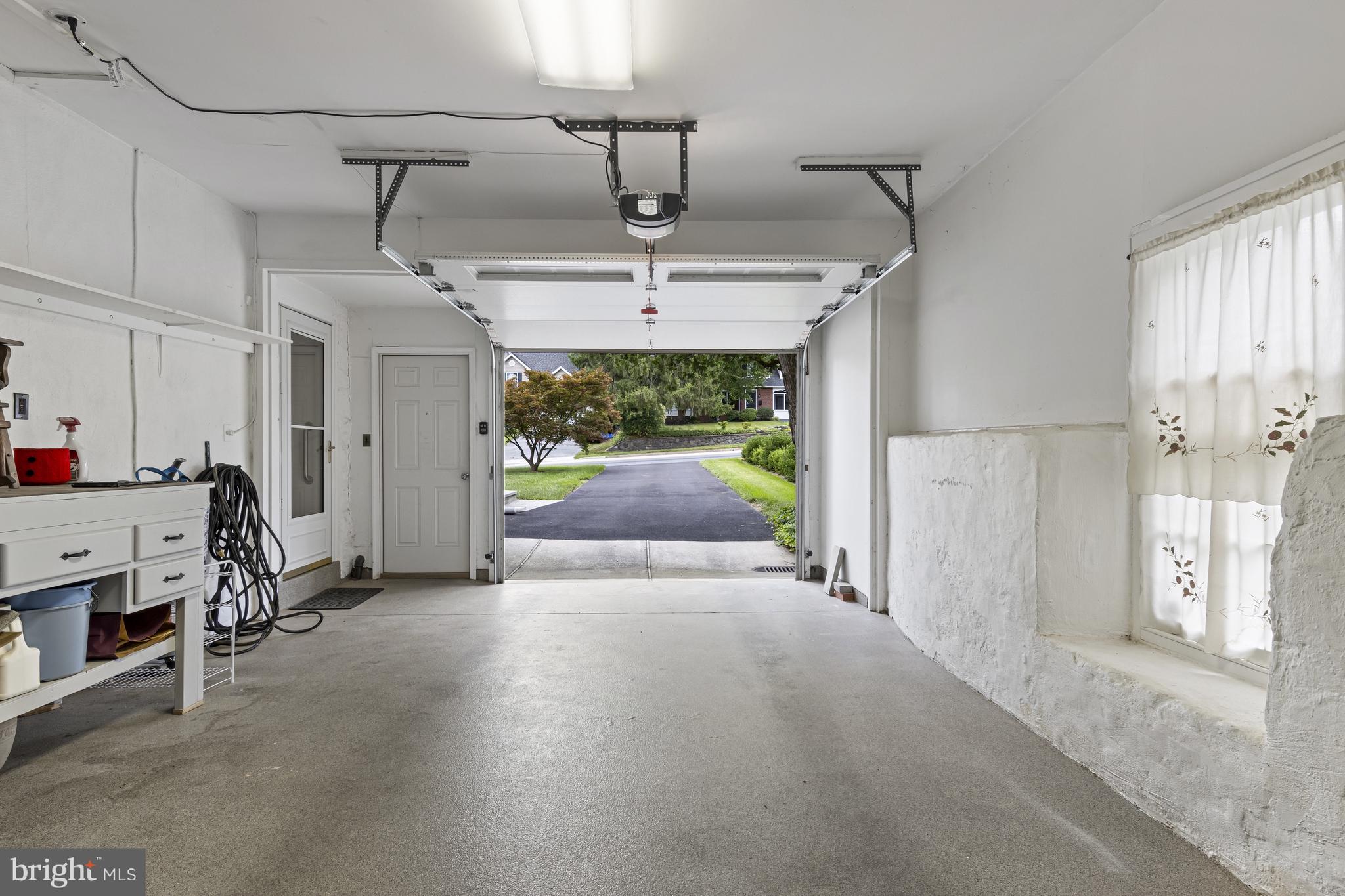 EDGEWOOD HILLS - Residential