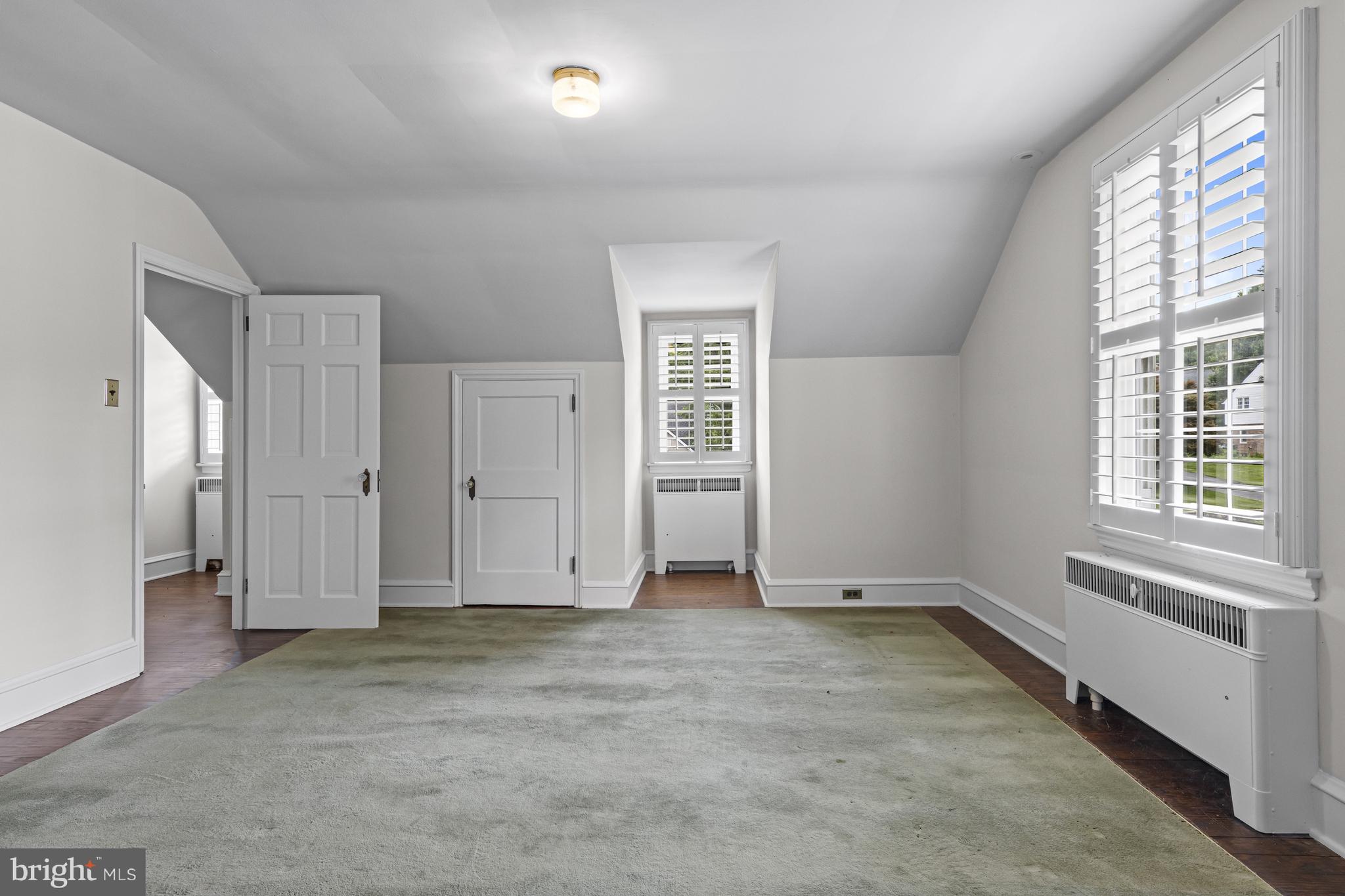 EDGEWOOD HILLS - Residential