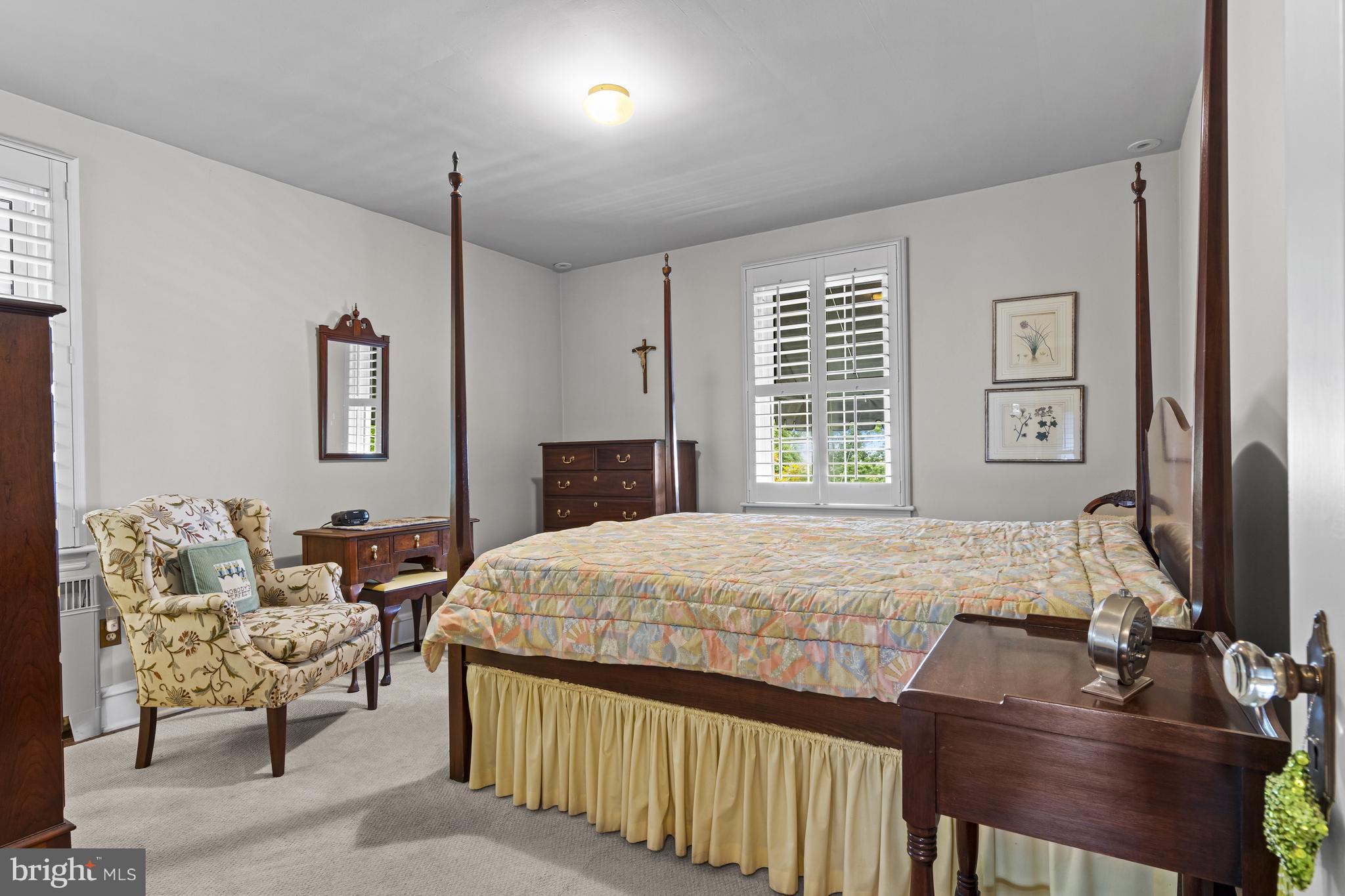 EDGEWOOD HILLS - Residential