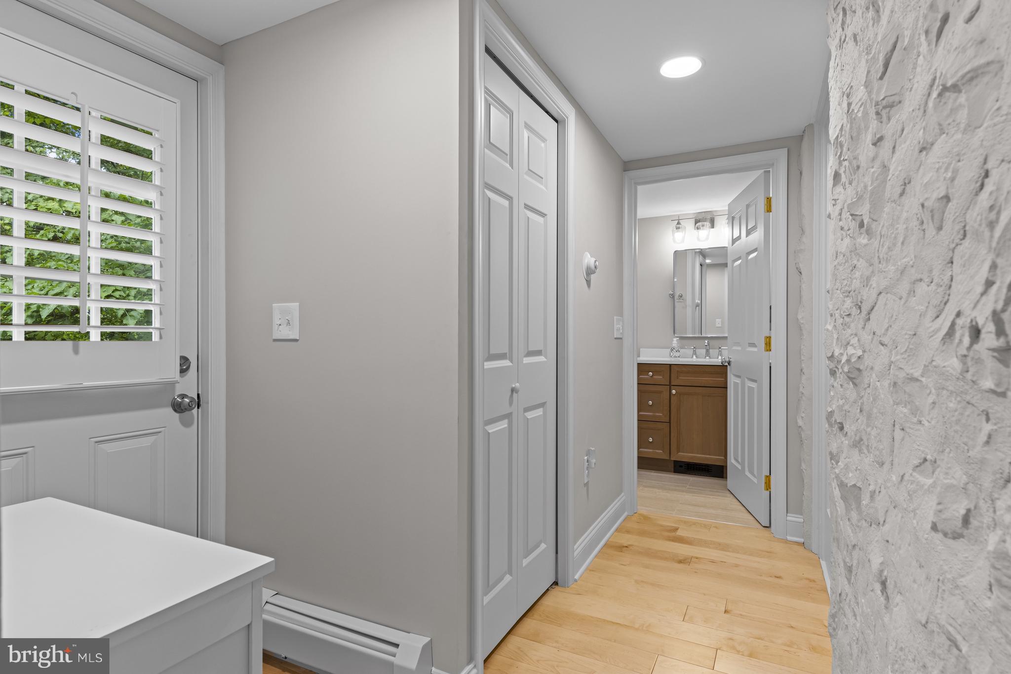 EDGEWOOD HILLS - Residential
