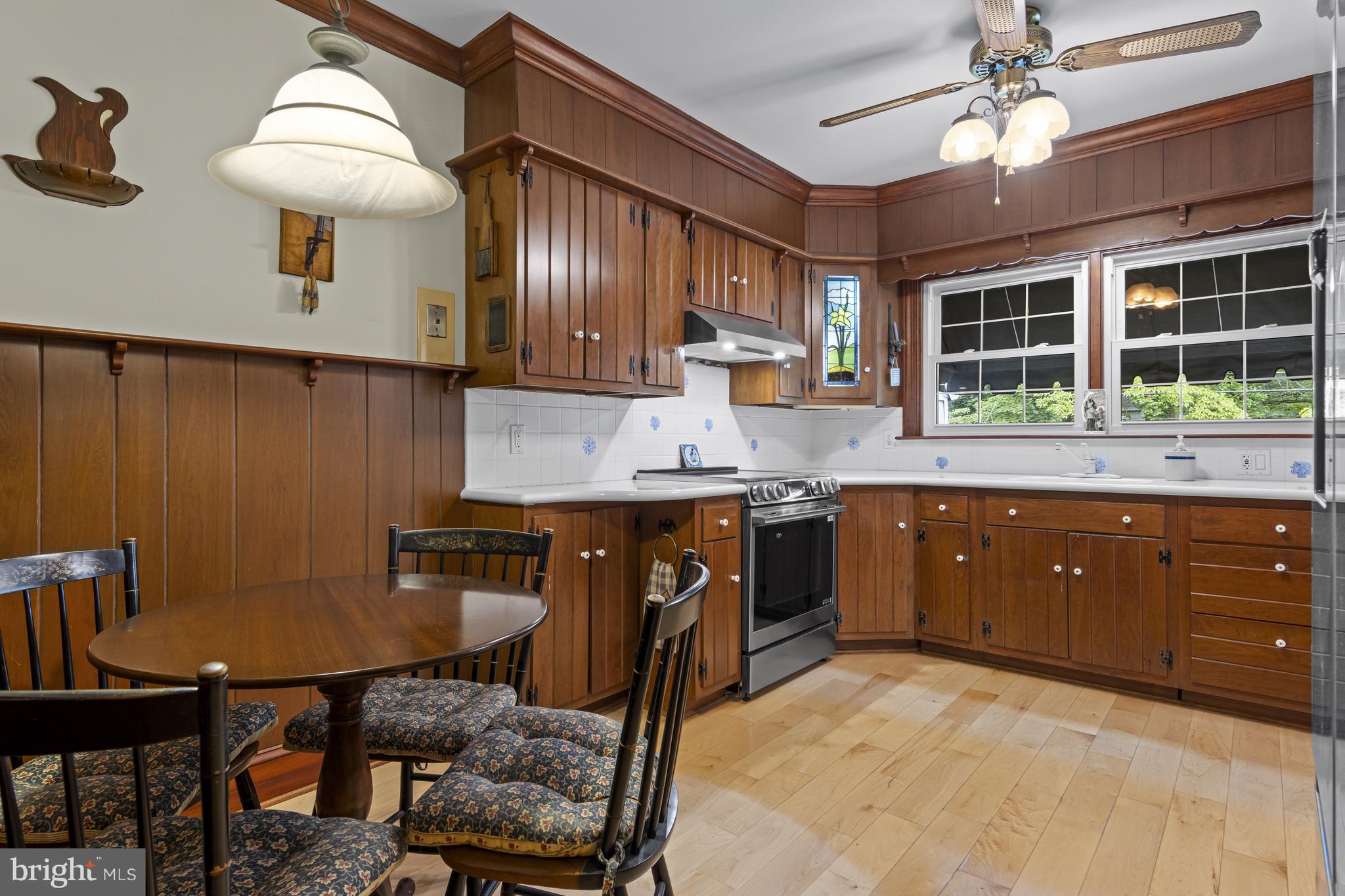 EDGEWOOD HILLS - Residential