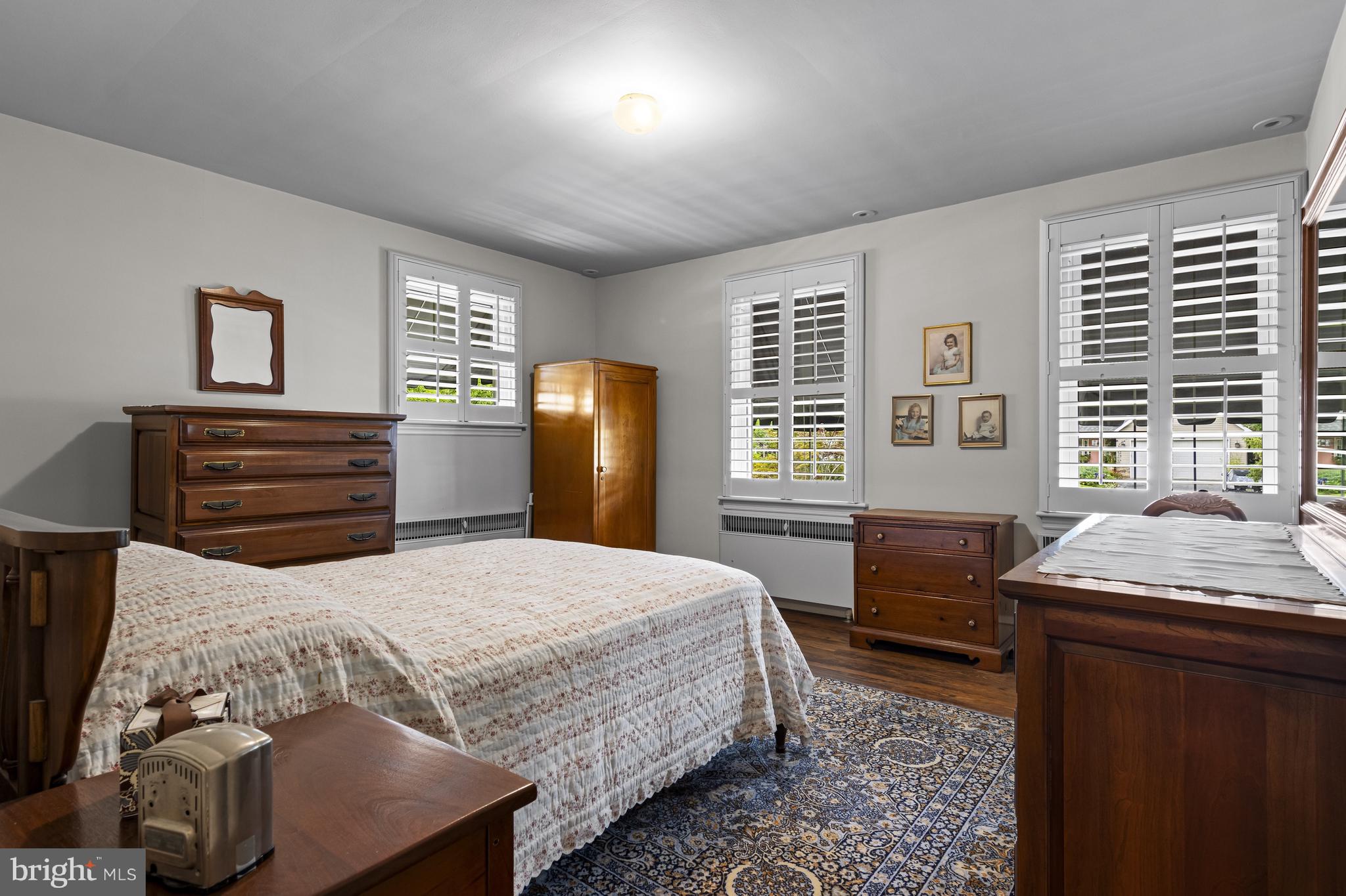 EDGEWOOD HILLS - Residential