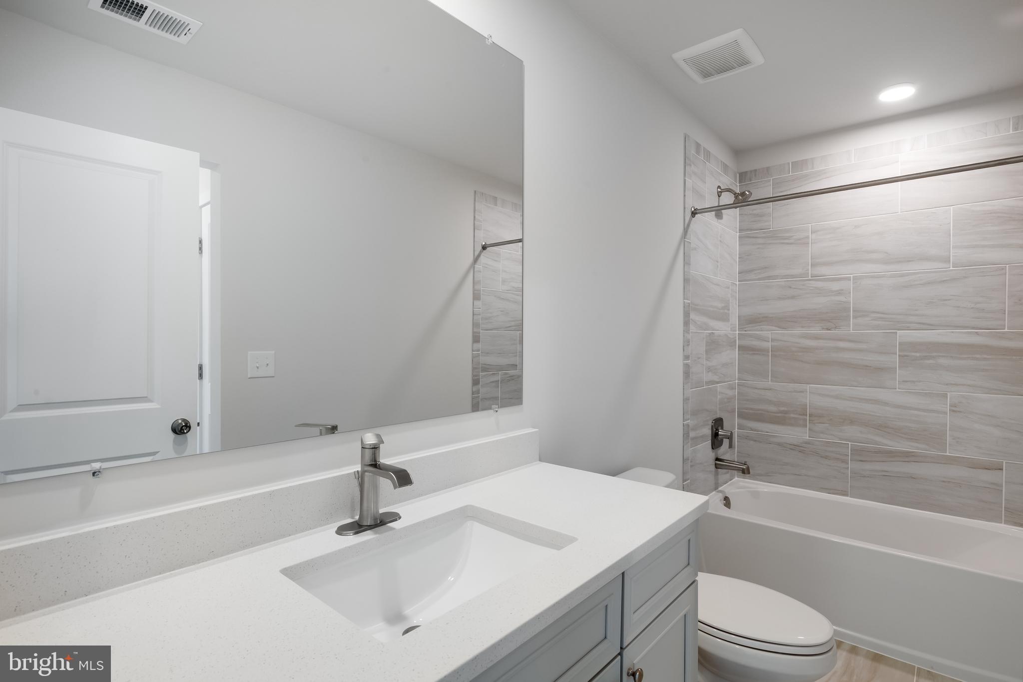 ACADIA LANDING - Residential