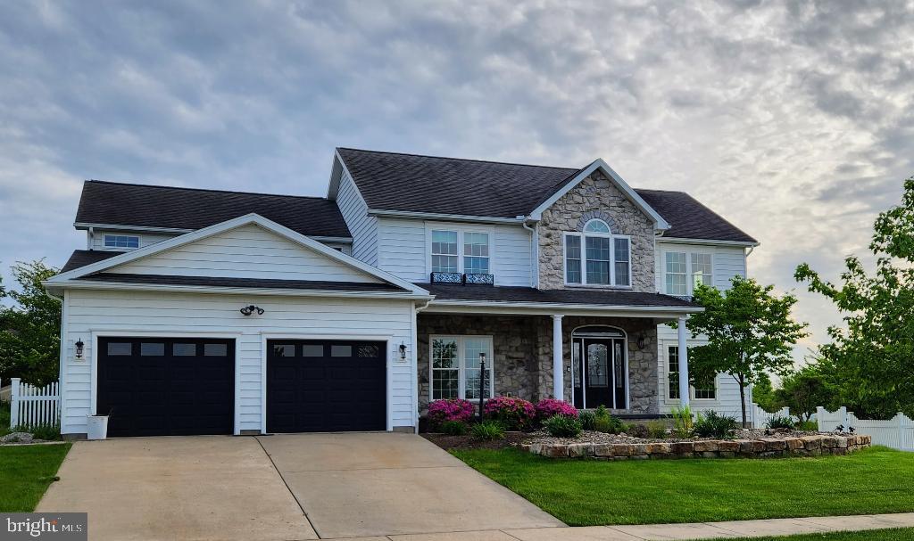 HILLSIDE FARM ESTATES - Residential