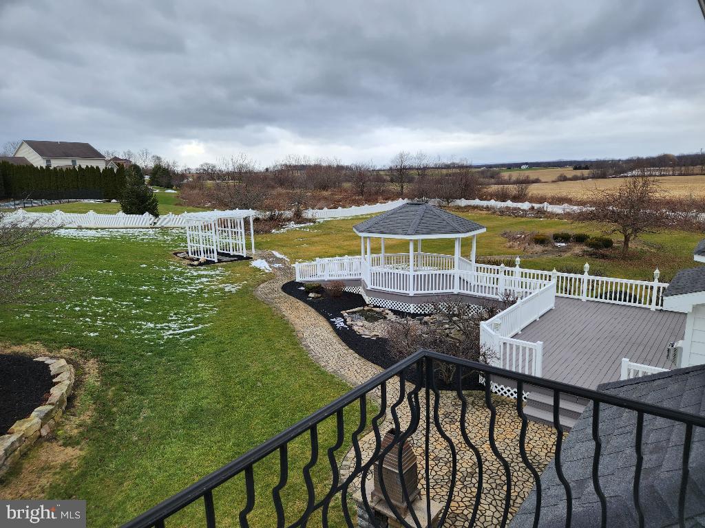HILLSIDE FARM ESTATES - Residential