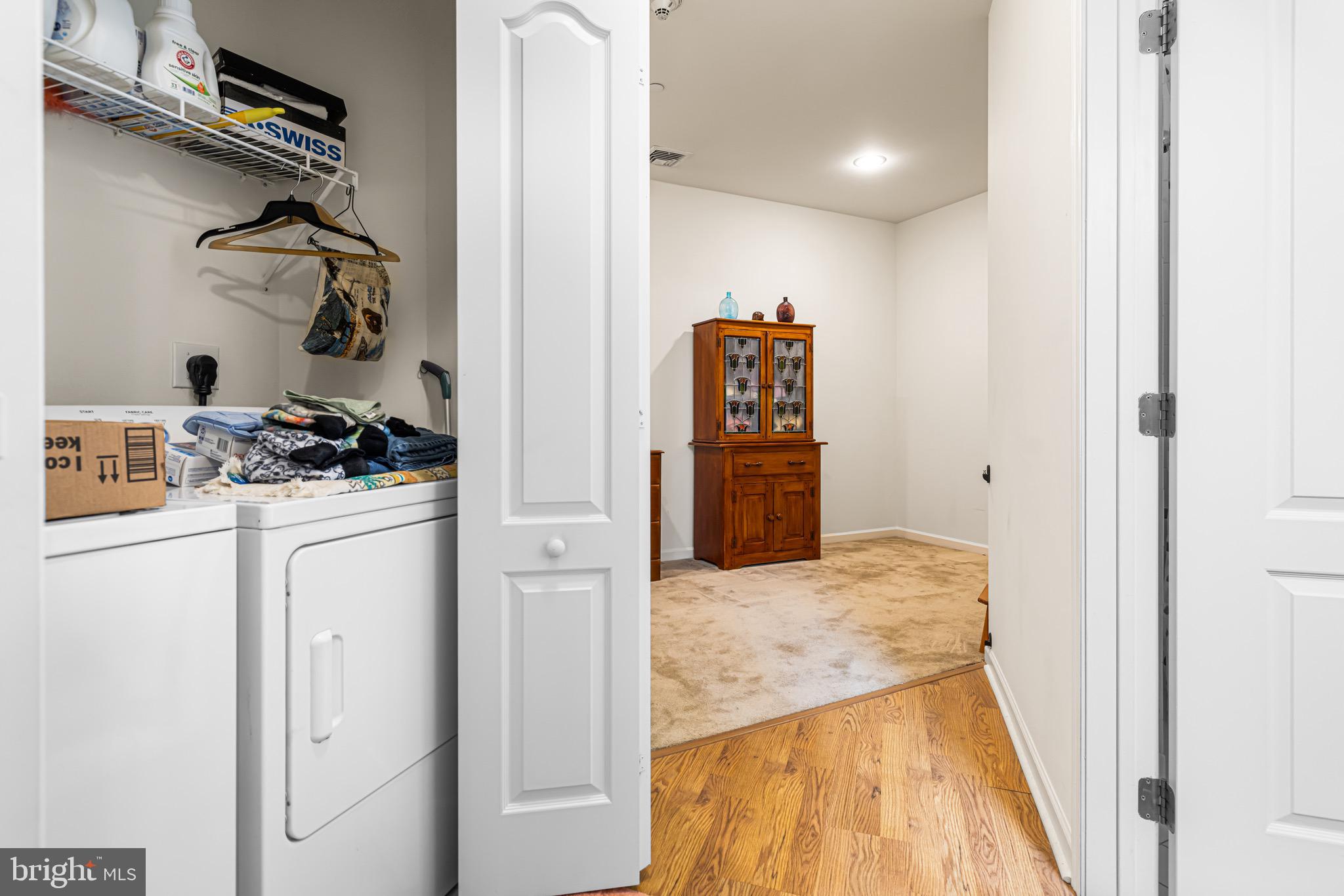 HUNTINGDON PLACE - Residential