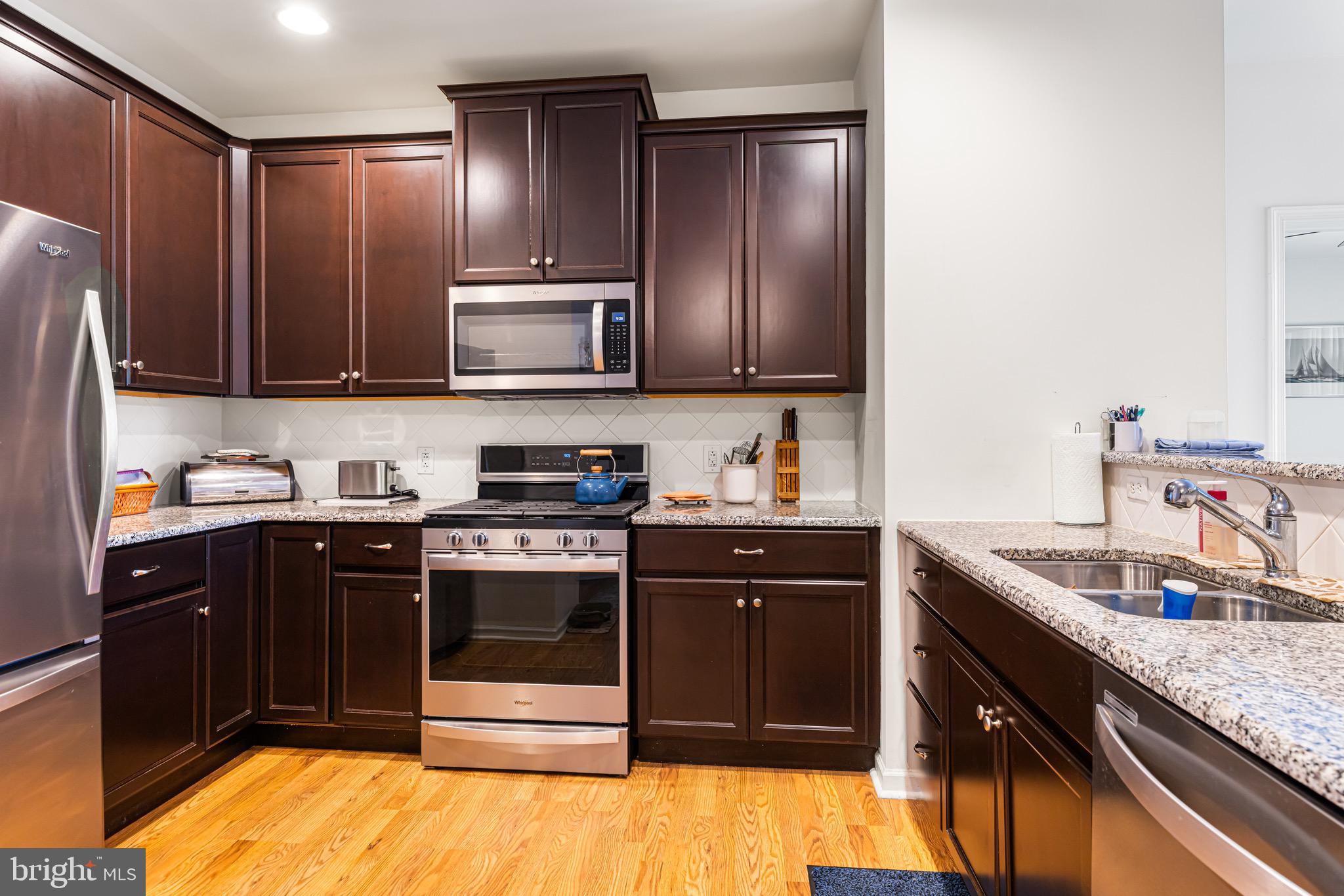 HUNTINGDON PLACE - Residential
