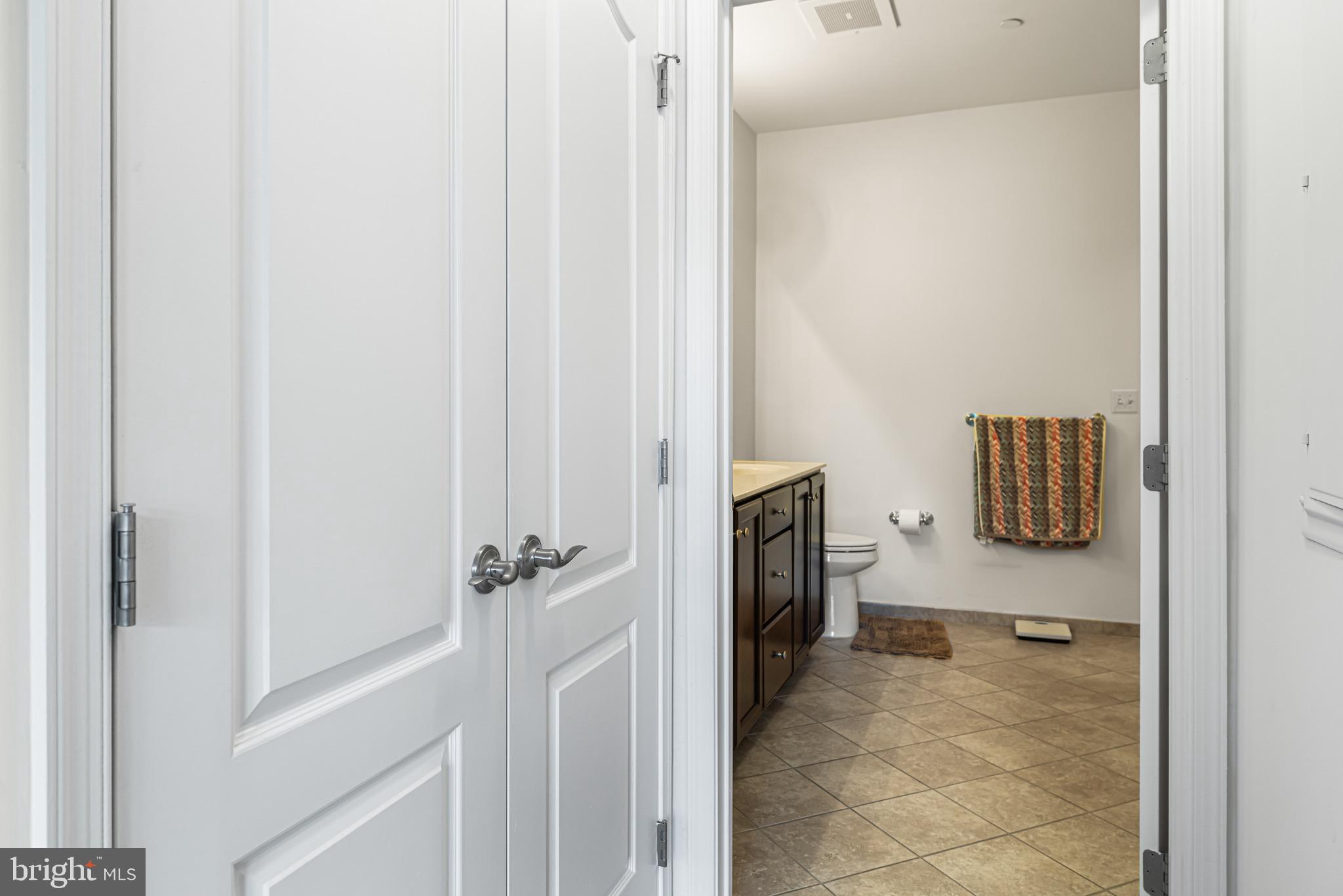 HUNTINGDON PLACE - Residential
