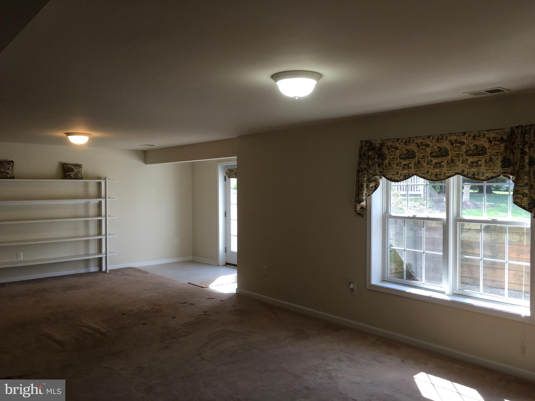 BATTLEFIELD ESTATES - Residential