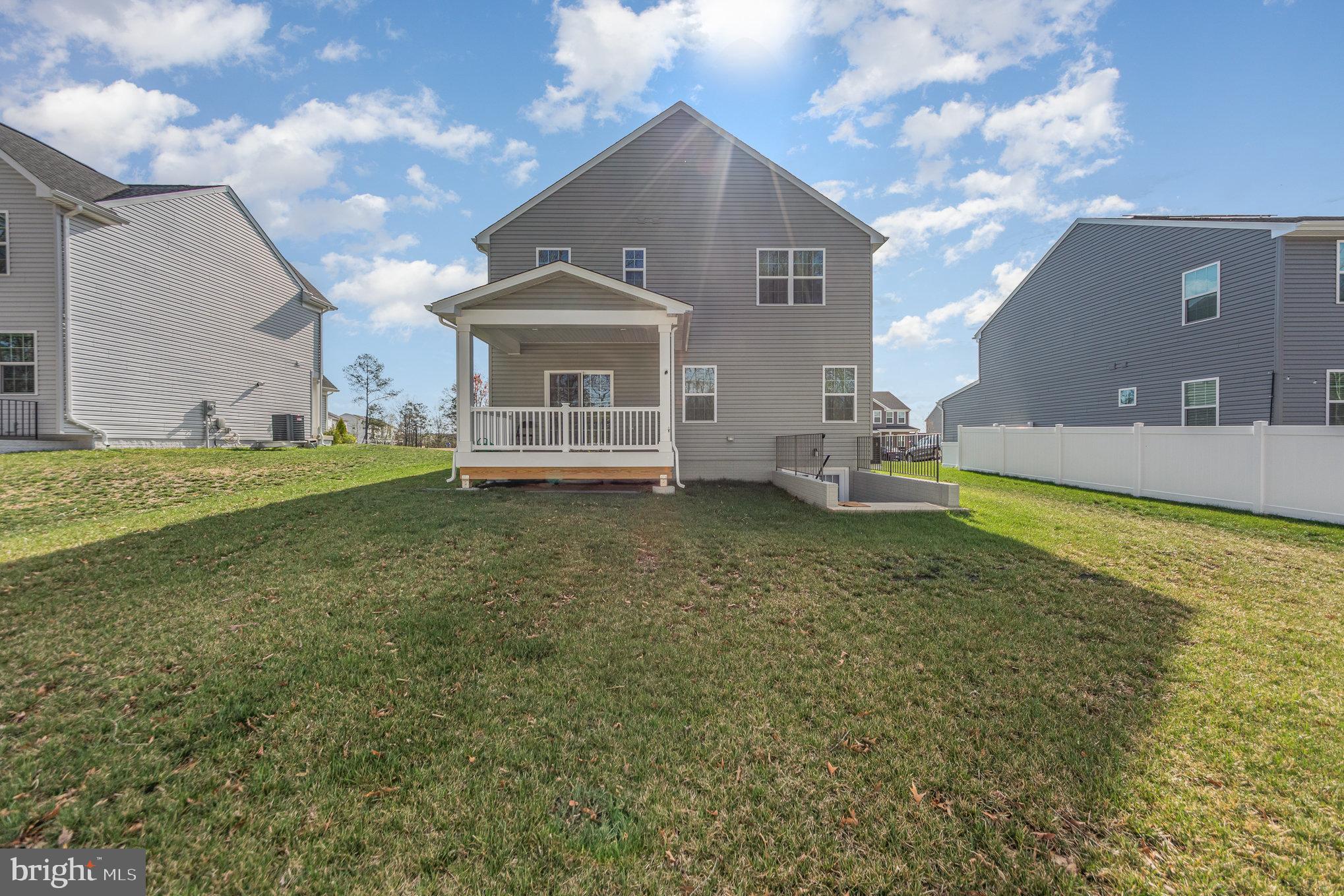 RAPPAHANNOCK LANDING - Residential Lease