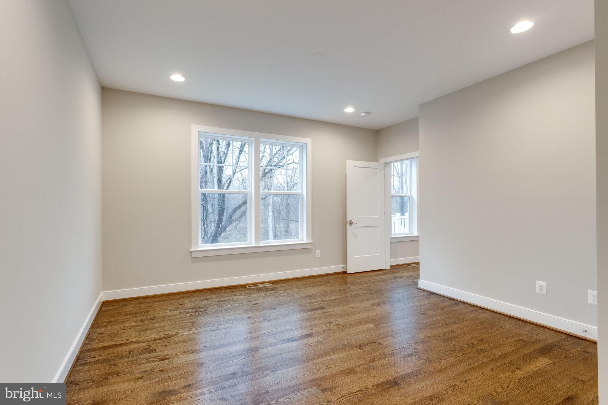 CHESTERBROOK GARDENS - Residential