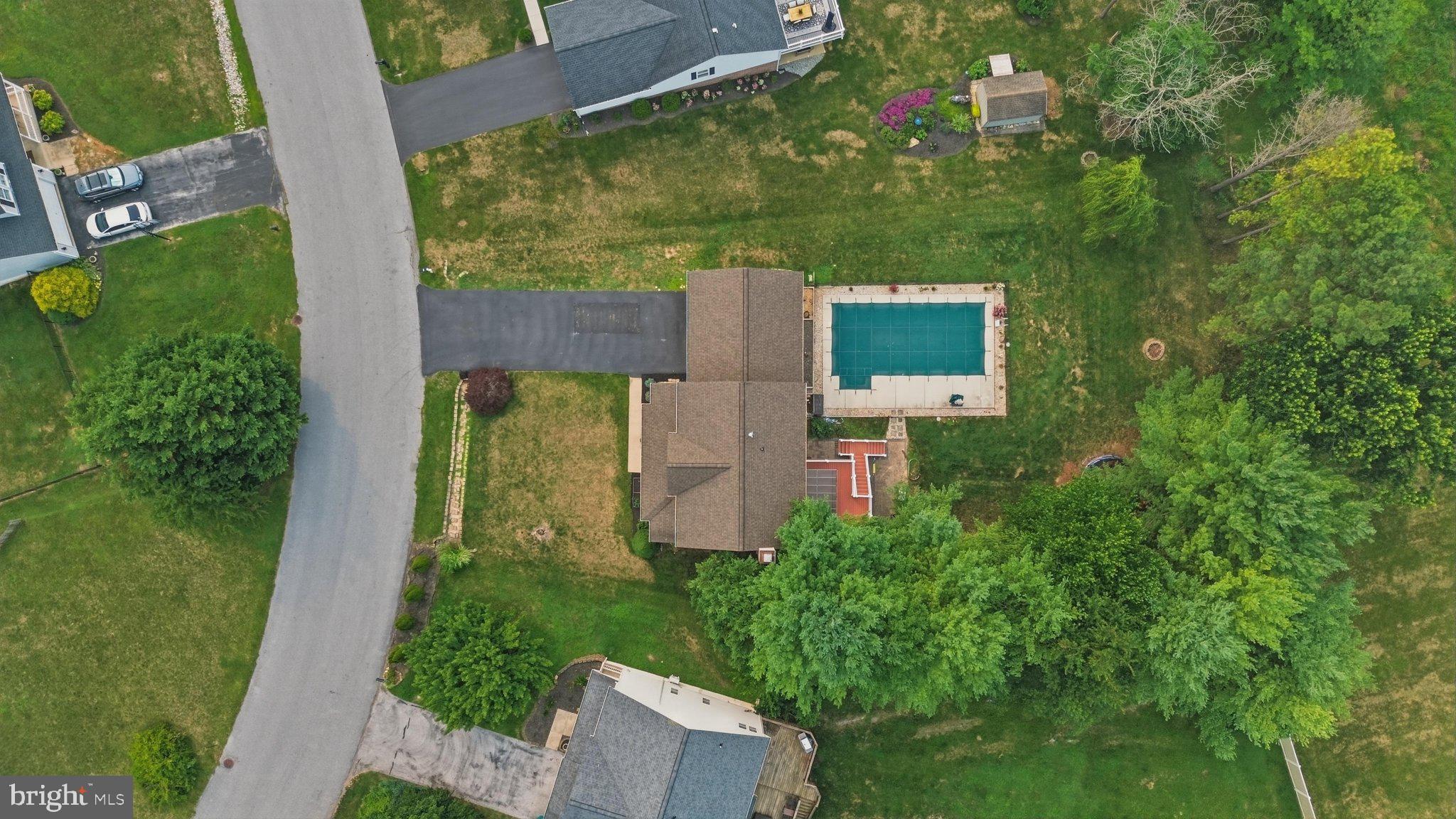 FAIRWAY MEADOWS - Residential
