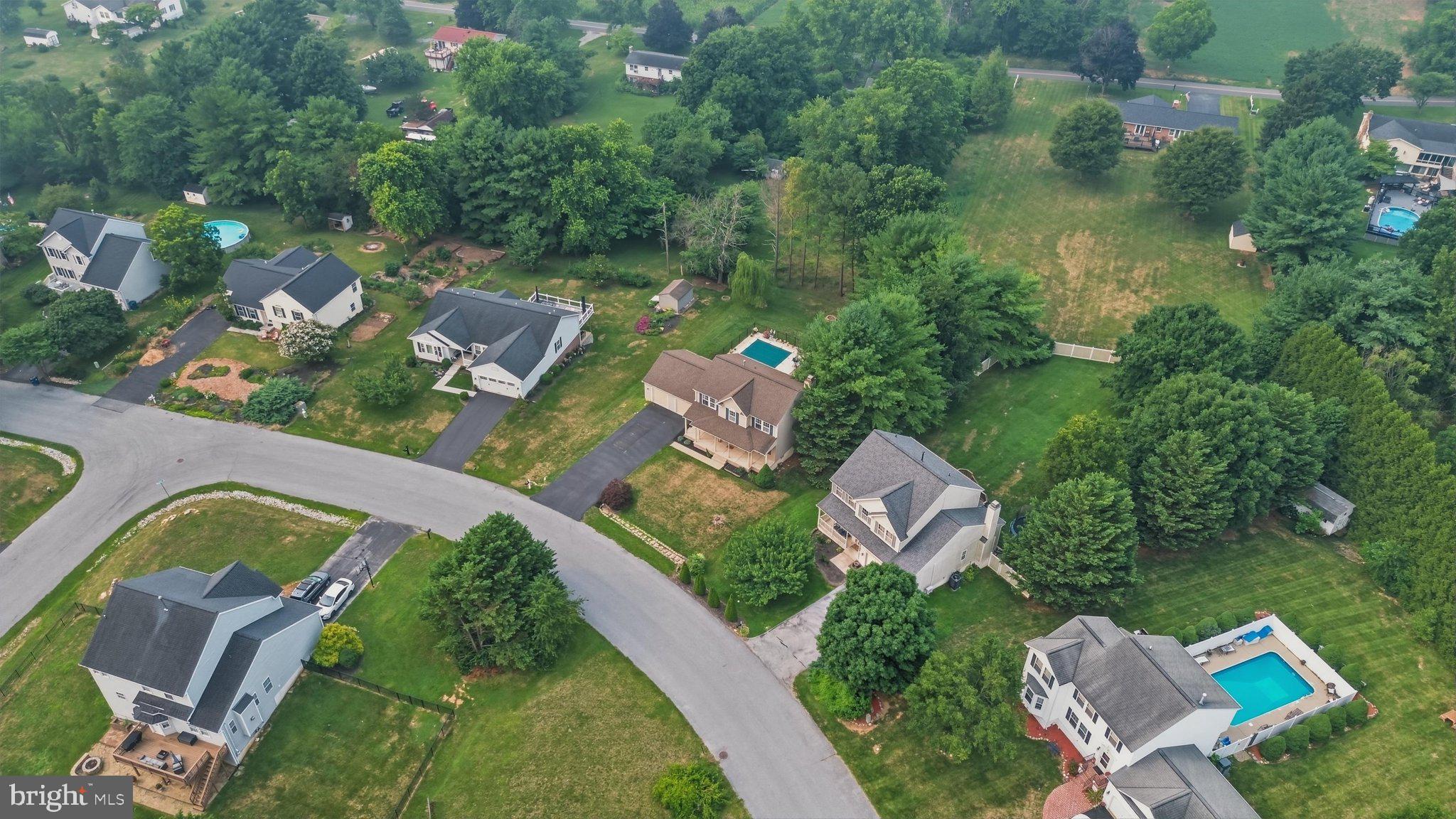 FAIRWAY MEADOWS - Residential