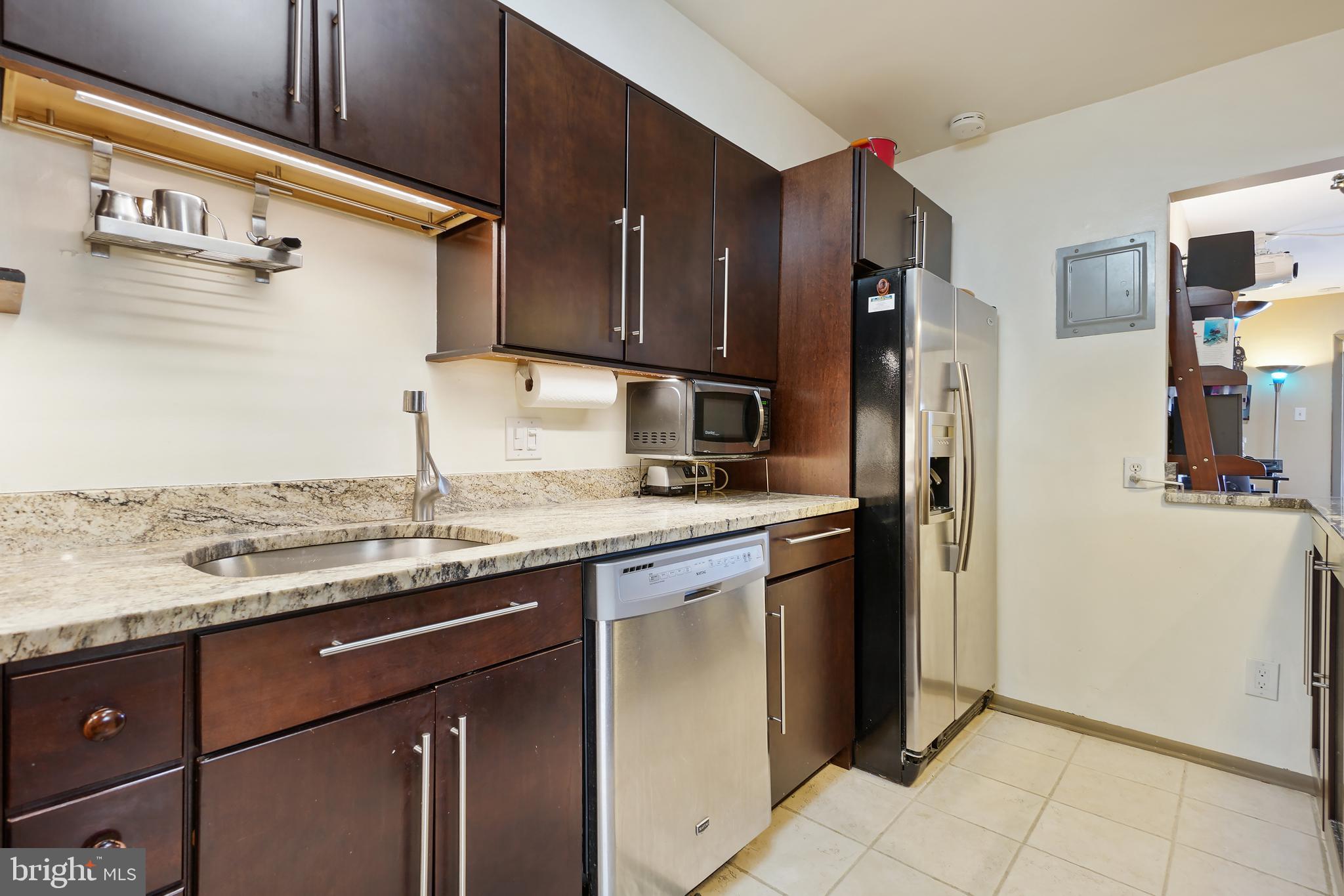 WEST SPRING - Residential