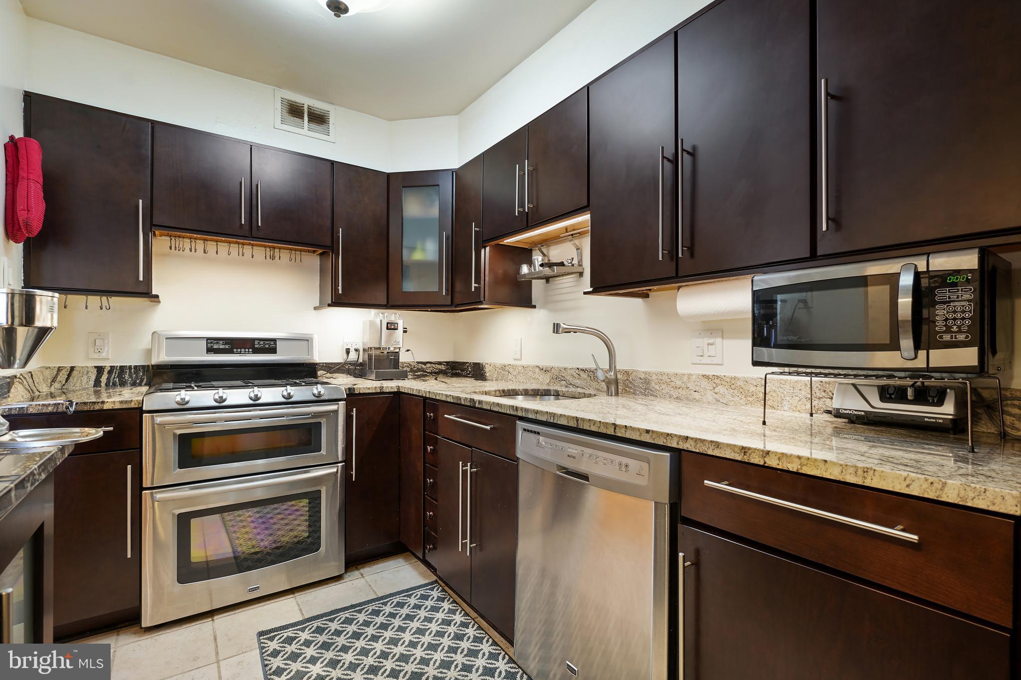 WEST SPRING - Residential