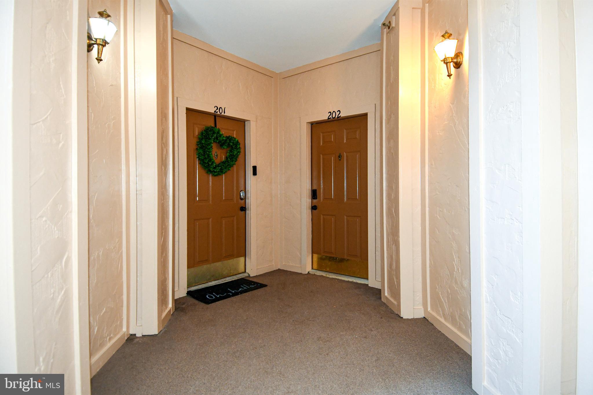 FOUNDERS WALK - Residential Lease
