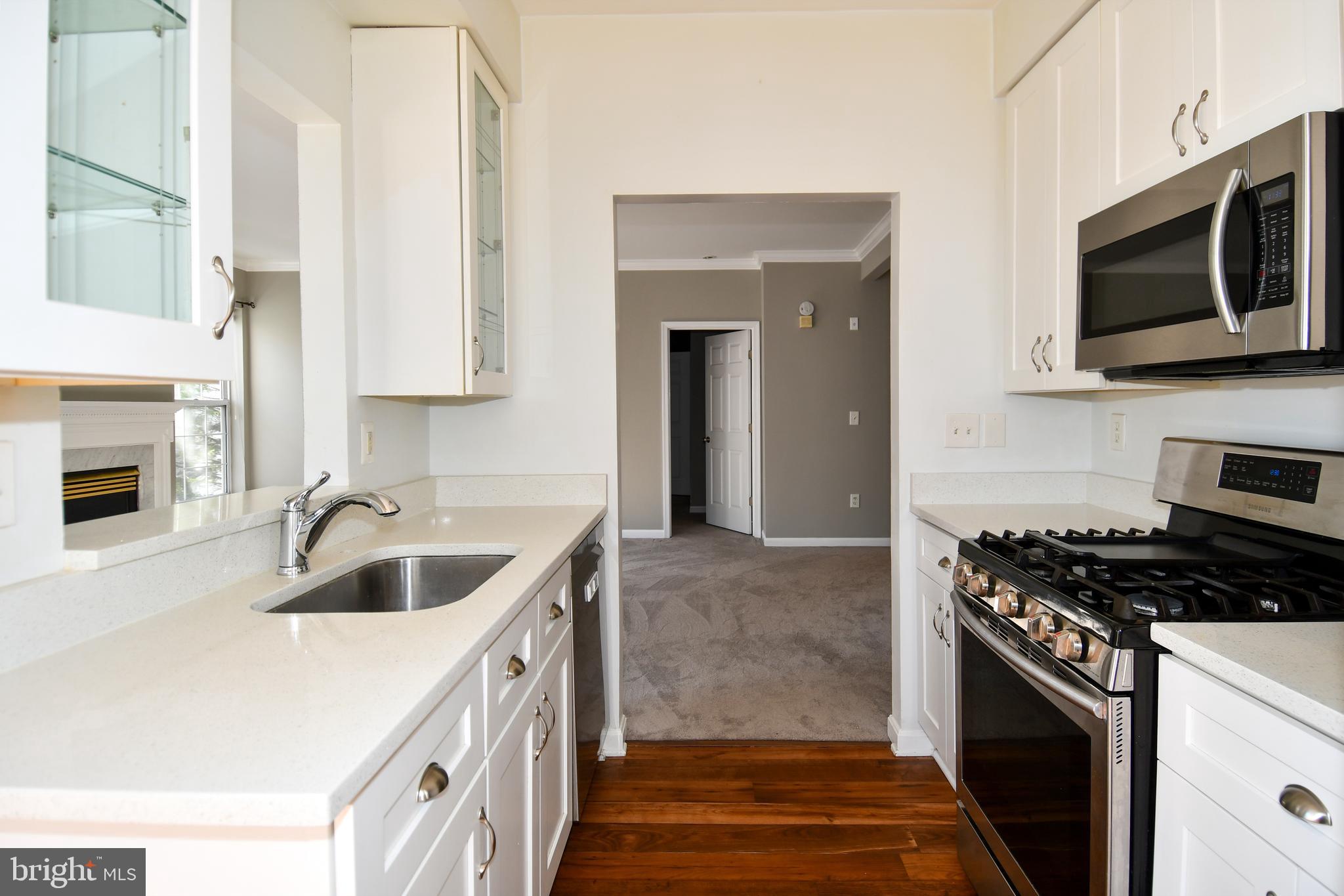 FOUNDERS WALK - Residential Lease